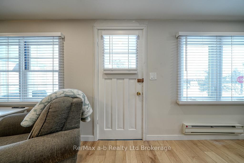Photo 5 of 115 Erie Boulevard, Norfolk, Long Point — HOMEH