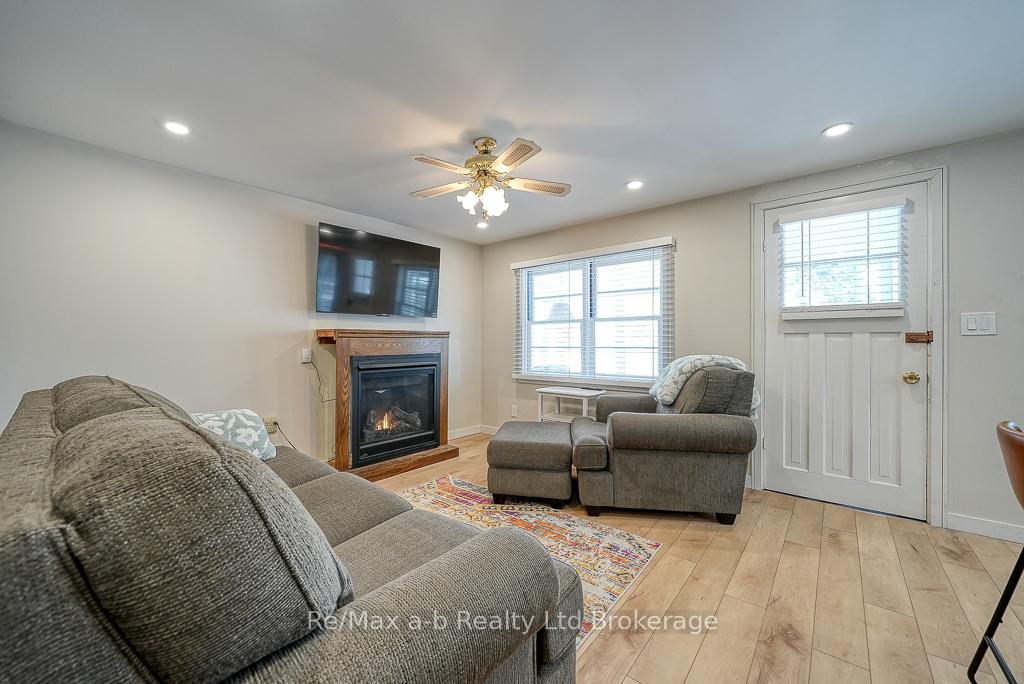 Photo 9 of 115 Erie Boulevard, Norfolk, Long Point — HOMEH