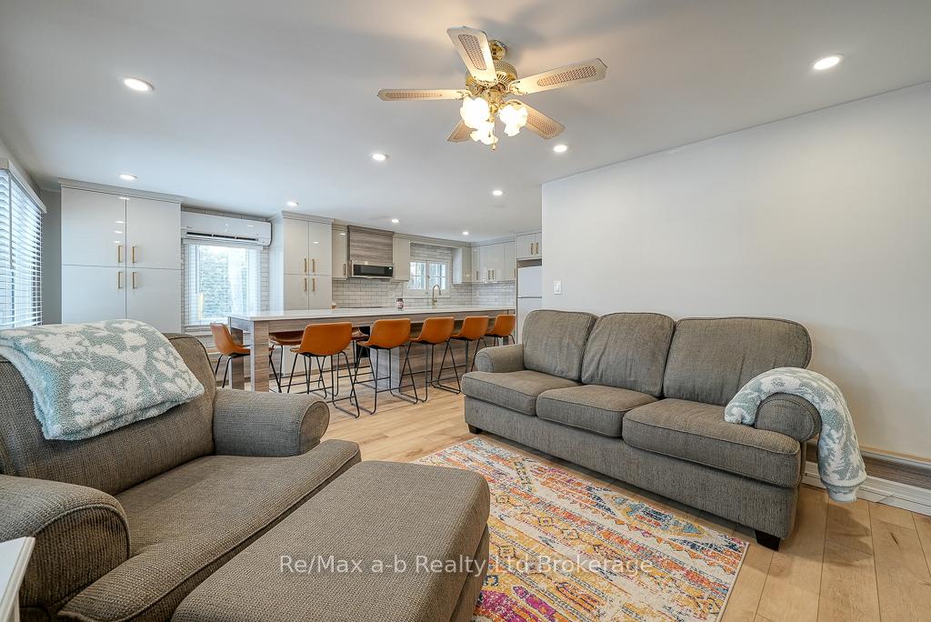 Photo 10 of 115 Erie Boulevard, Norfolk, Long Point — HOMEH