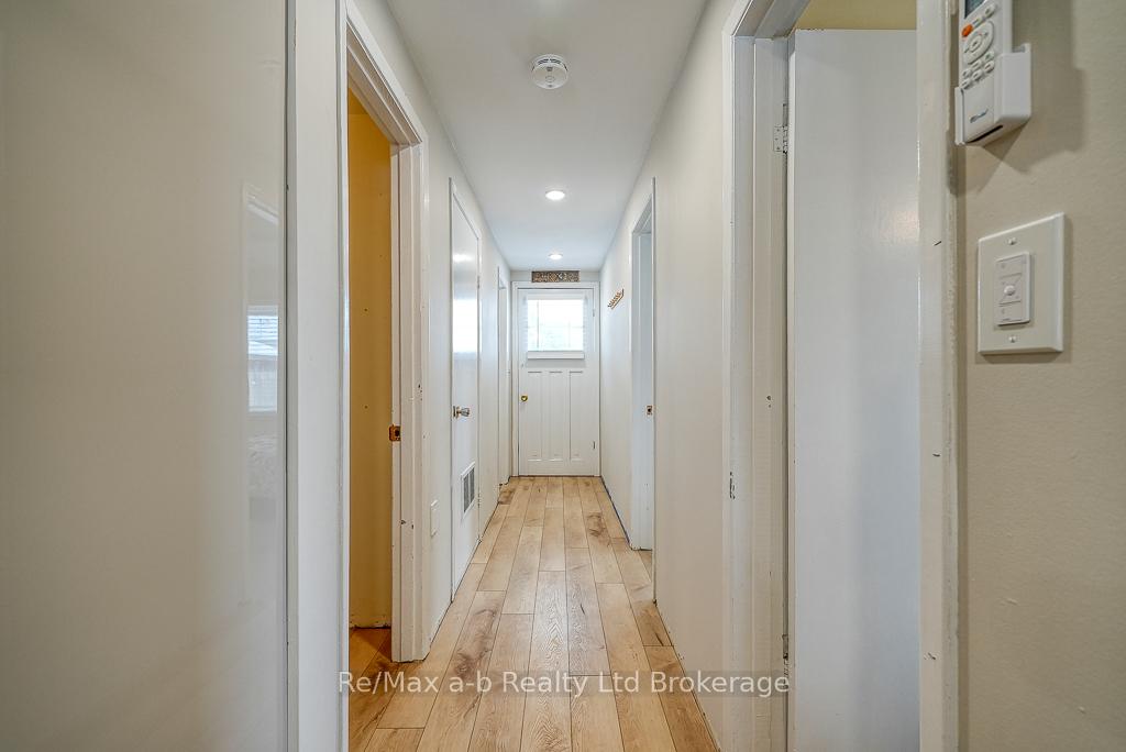 Photo 16 of 115 Erie Boulevard, Norfolk, Long Point — HOMEH