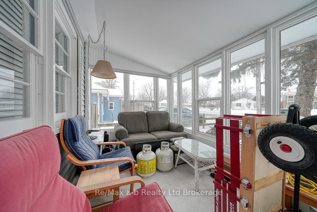 Photo 25 of 115 Erie Boulevard, Norfolk, Long Point — HOMEH