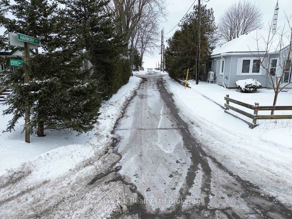 Photo 36 of 115 Erie Boulevard, Norfolk, Long Point — HOMEH
