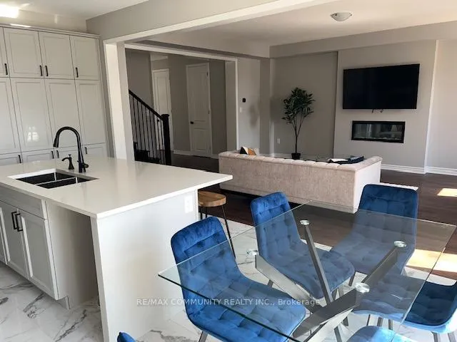 Photo 5 of Unit Room, 1568 Scarlett Trail, Pickering, Rural Pickering — HOMEH