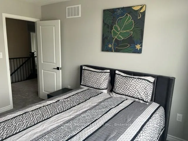 Photo 14 of Unit Room, 1568 Scarlett Trail, Pickering, Rural Pickering — HOMEH