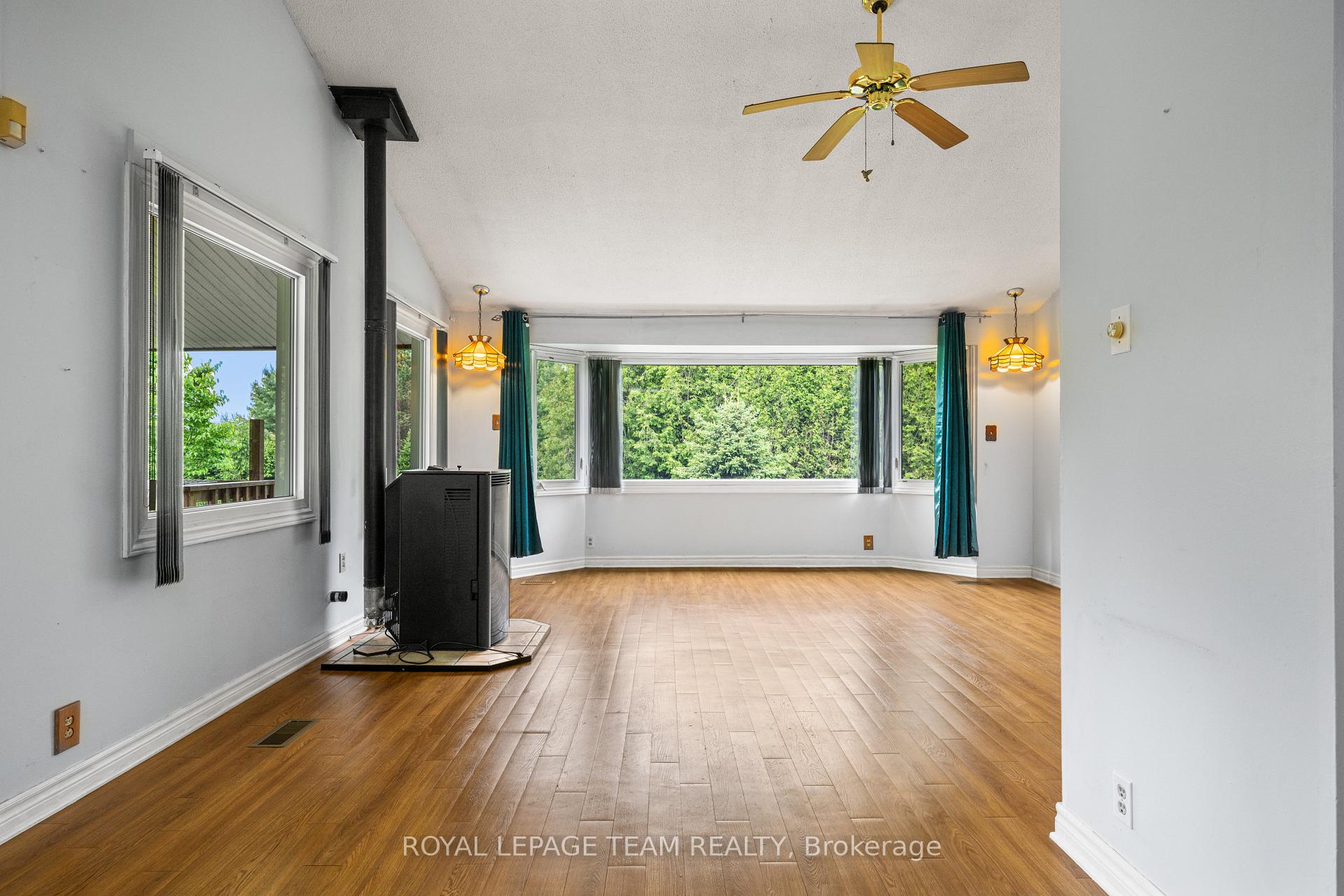 Photo 14 of 4740 Dunning Road, Ottawa, Sarsfield/Bearbrook — HOMEH