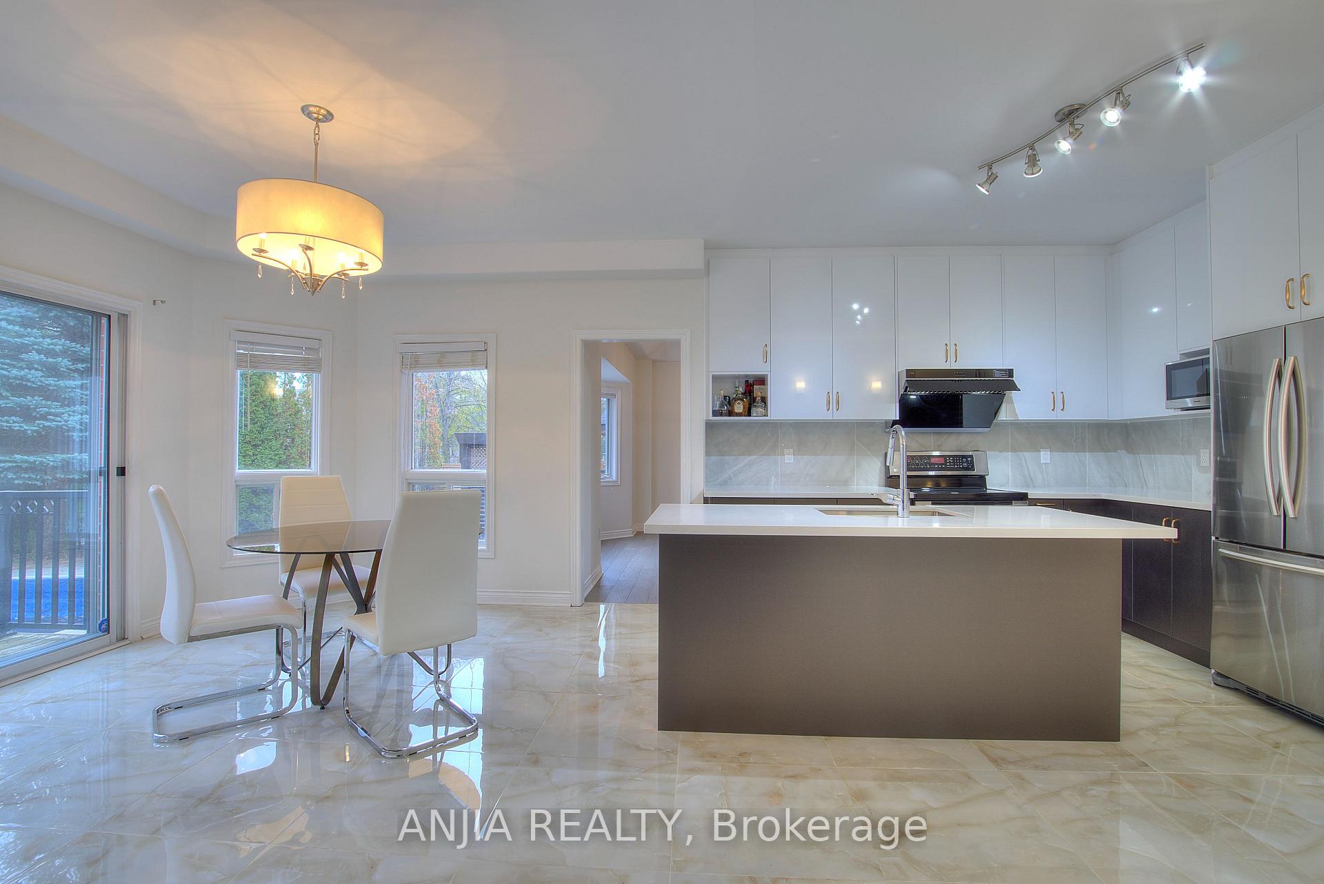 Photo 5 of 155 Sandcherry Court, Pickering, Highbush — HOMEH