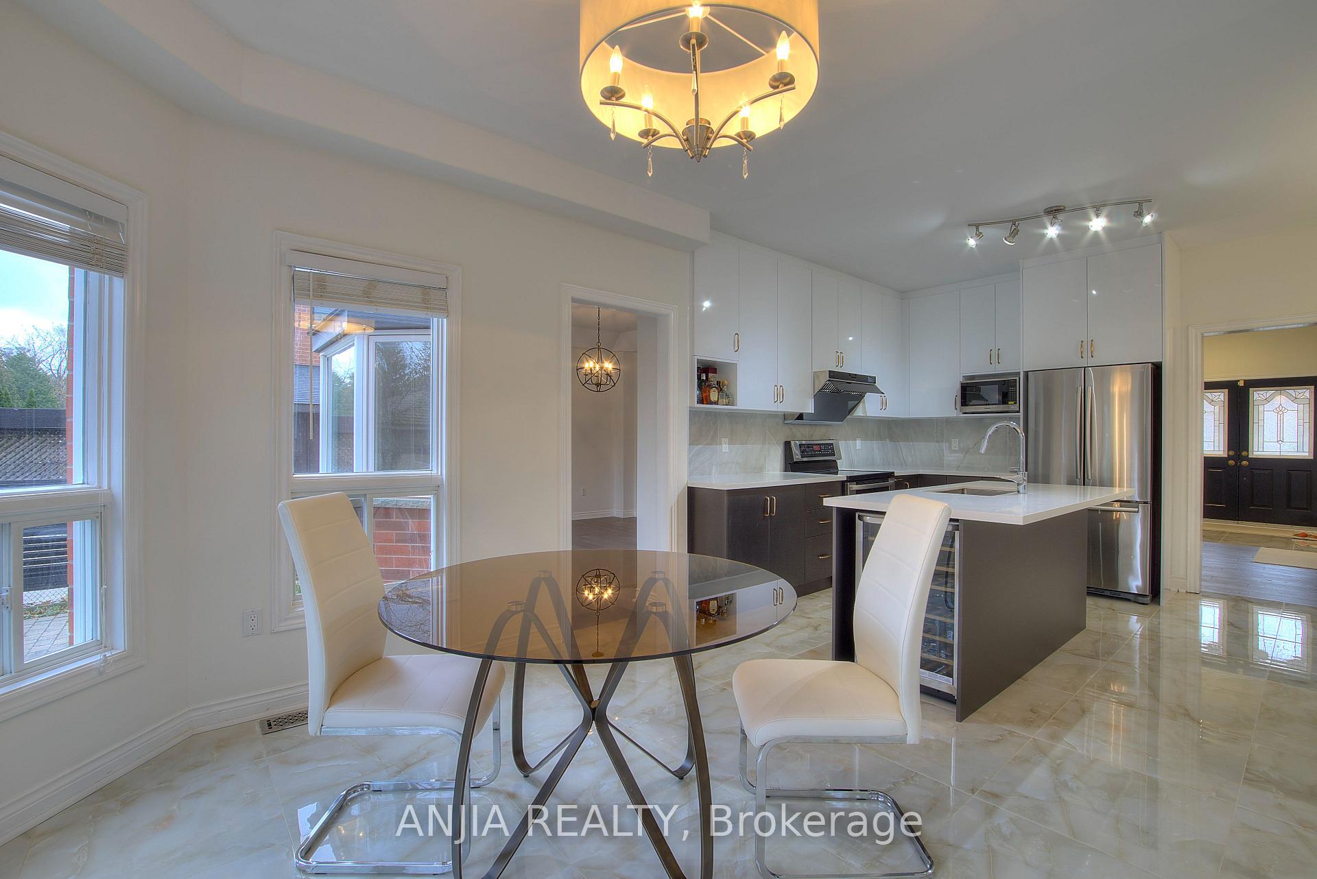 Photo 6 of 155 Sandcherry Court, Pickering, Highbush — HOMEH