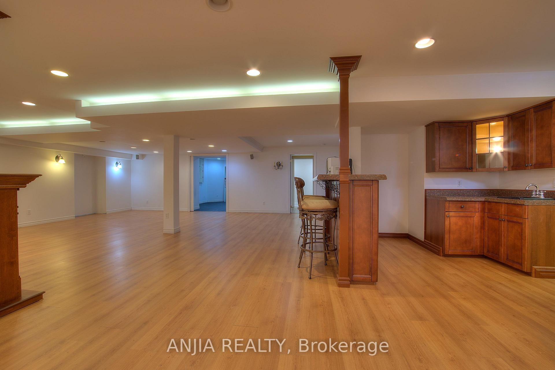 Photo 10 of 155 Sandcherry Court, Pickering, Highbush — HOMEH