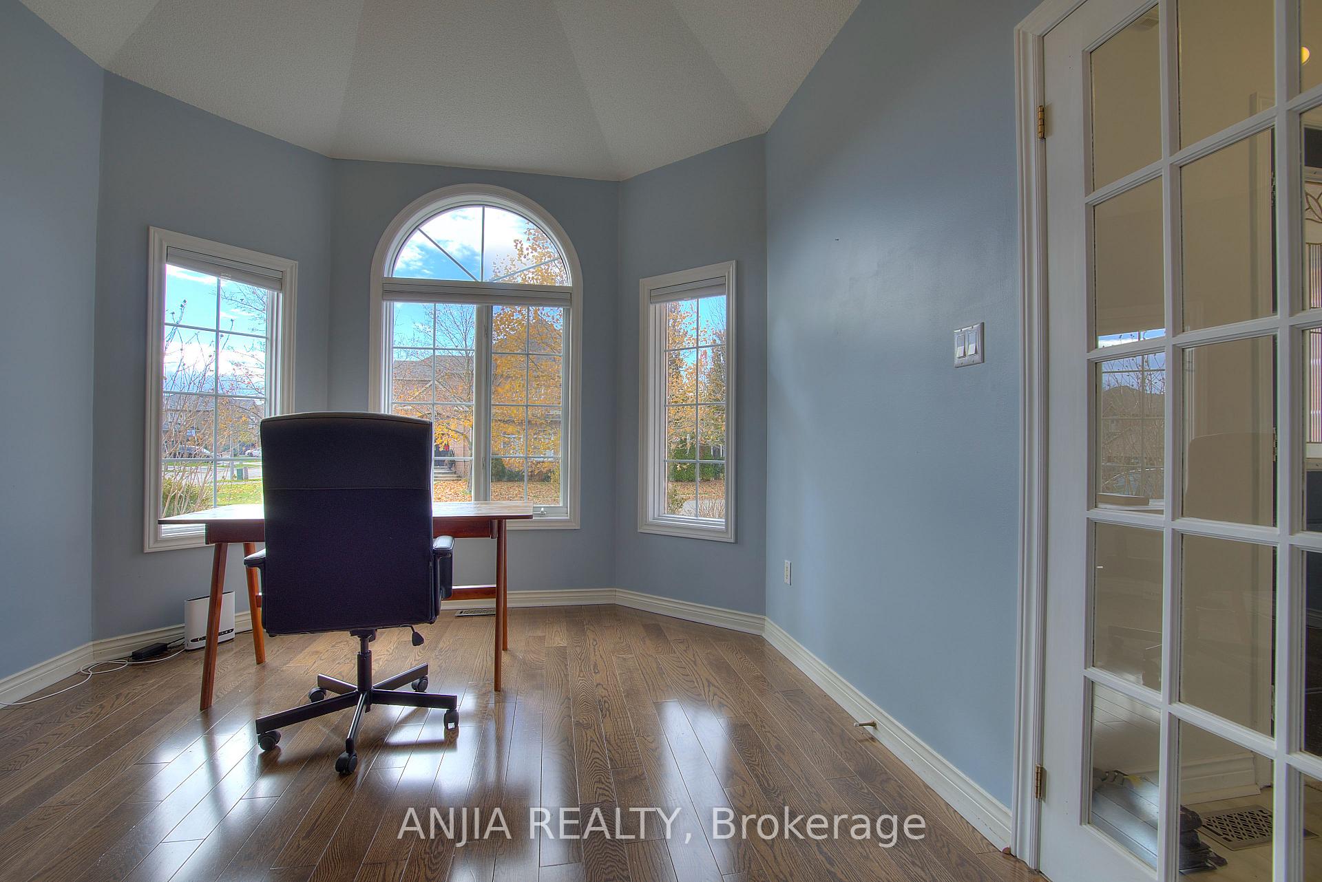 Photo 20 of 155 Sandcherry Court, Pickering, Highbush — HOMEH