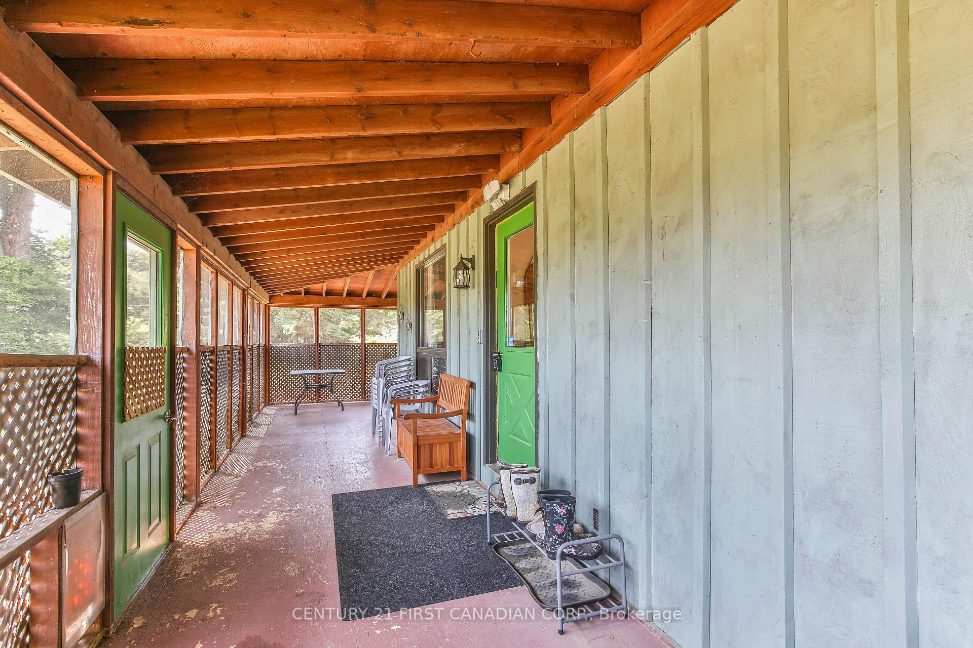 Photo 10 of 171 Lakeshore Road, Norfolk, Rural Houghton — HOMEH