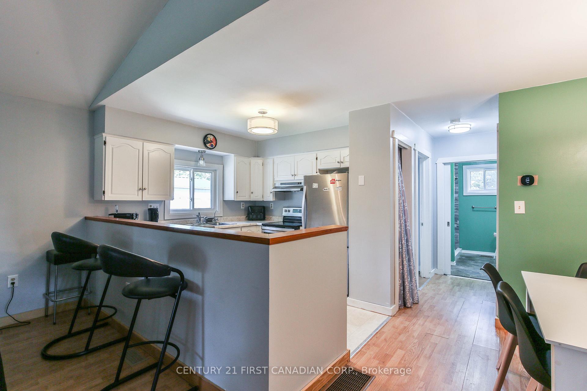 Photo 15 of 171 Lakeshore Road, Norfolk, Rural Houghton — HOMEH