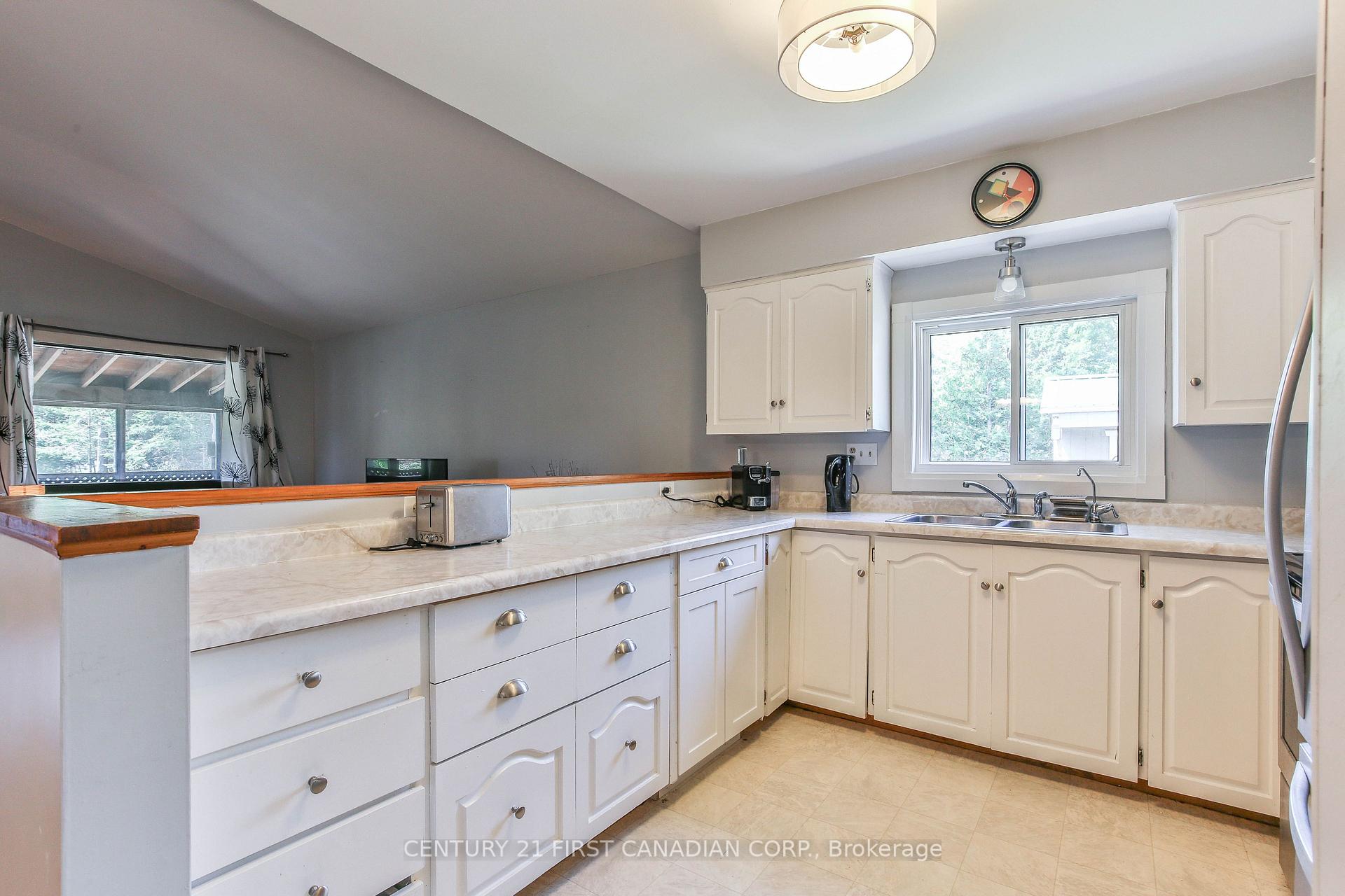 Photo 16 of 171 Lakeshore Road, Norfolk, Rural Houghton — HOMEH