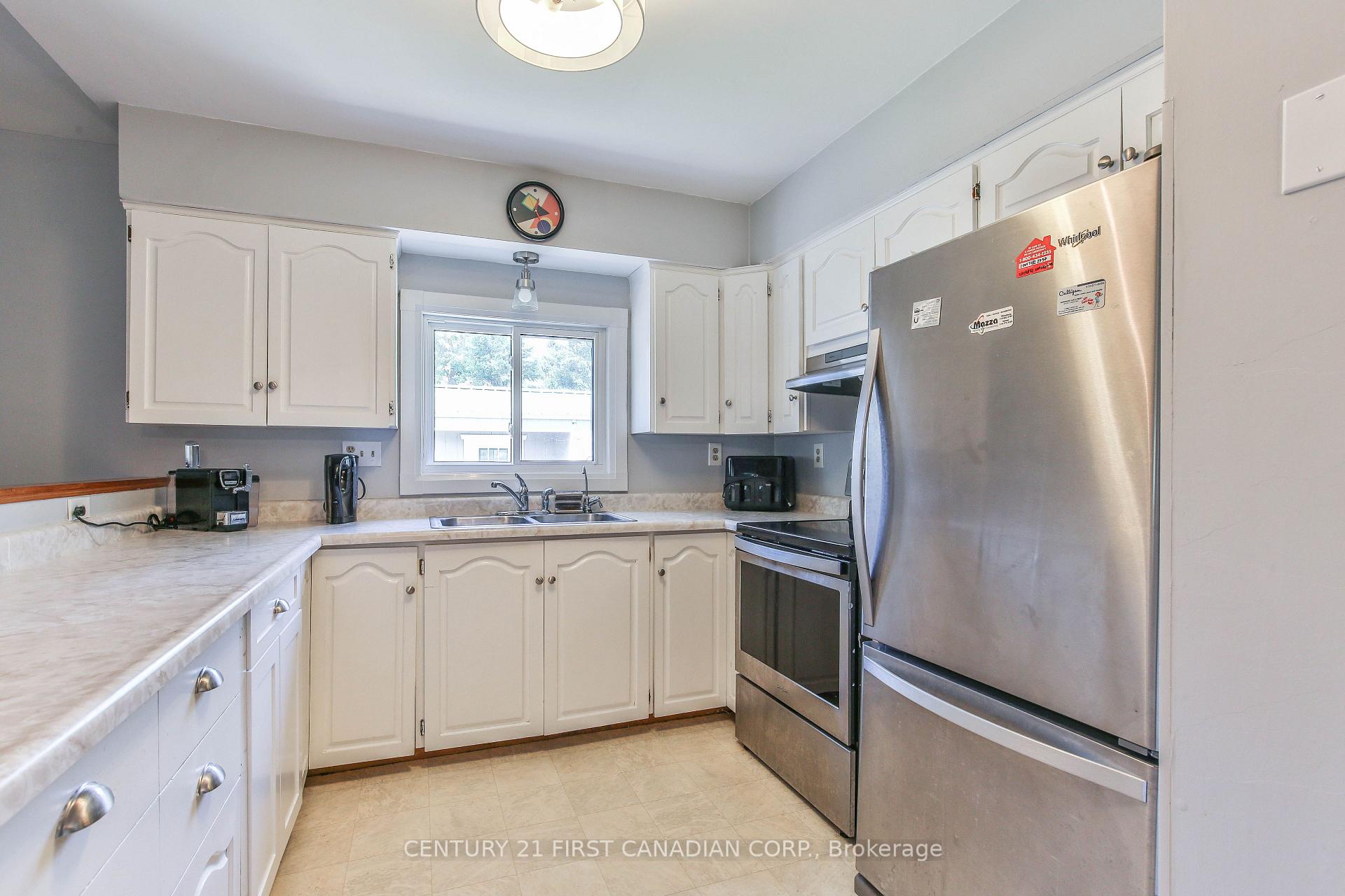 Photo 18 of 171 Lakeshore Road, Norfolk, Rural Houghton — HOMEH