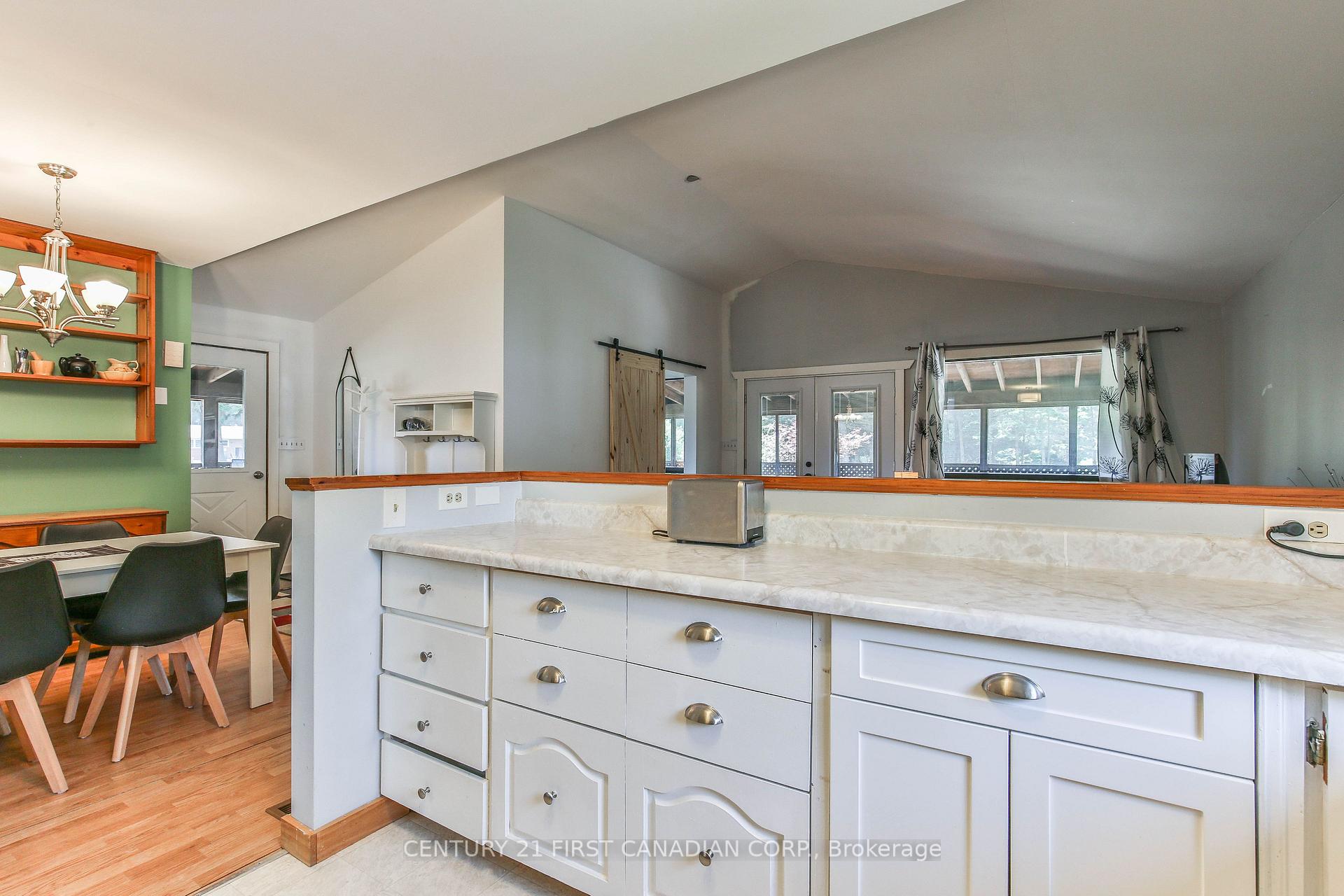 Photo 19 of 171 Lakeshore Road, Norfolk, Rural Houghton — HOMEH