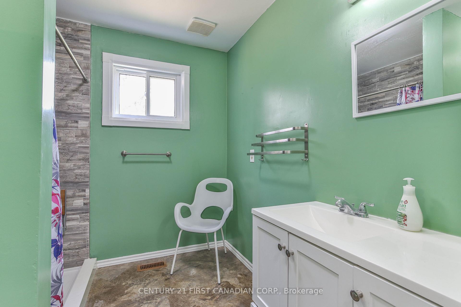 Photo 29 of 171 Lakeshore Road, Norfolk, Rural Houghton — HOMEH