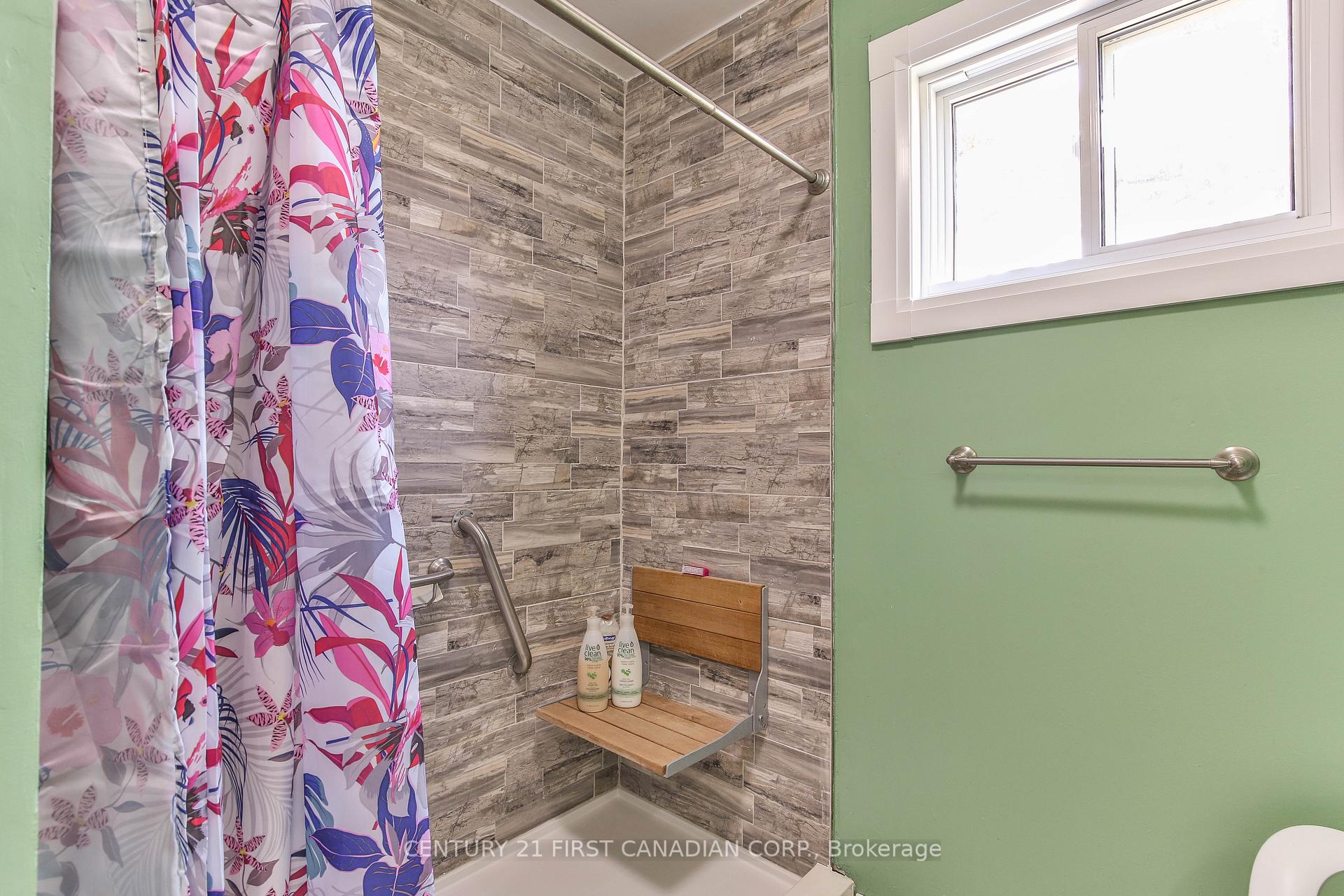Photo 30 of 171 Lakeshore Road, Norfolk, Rural Houghton — HOMEH