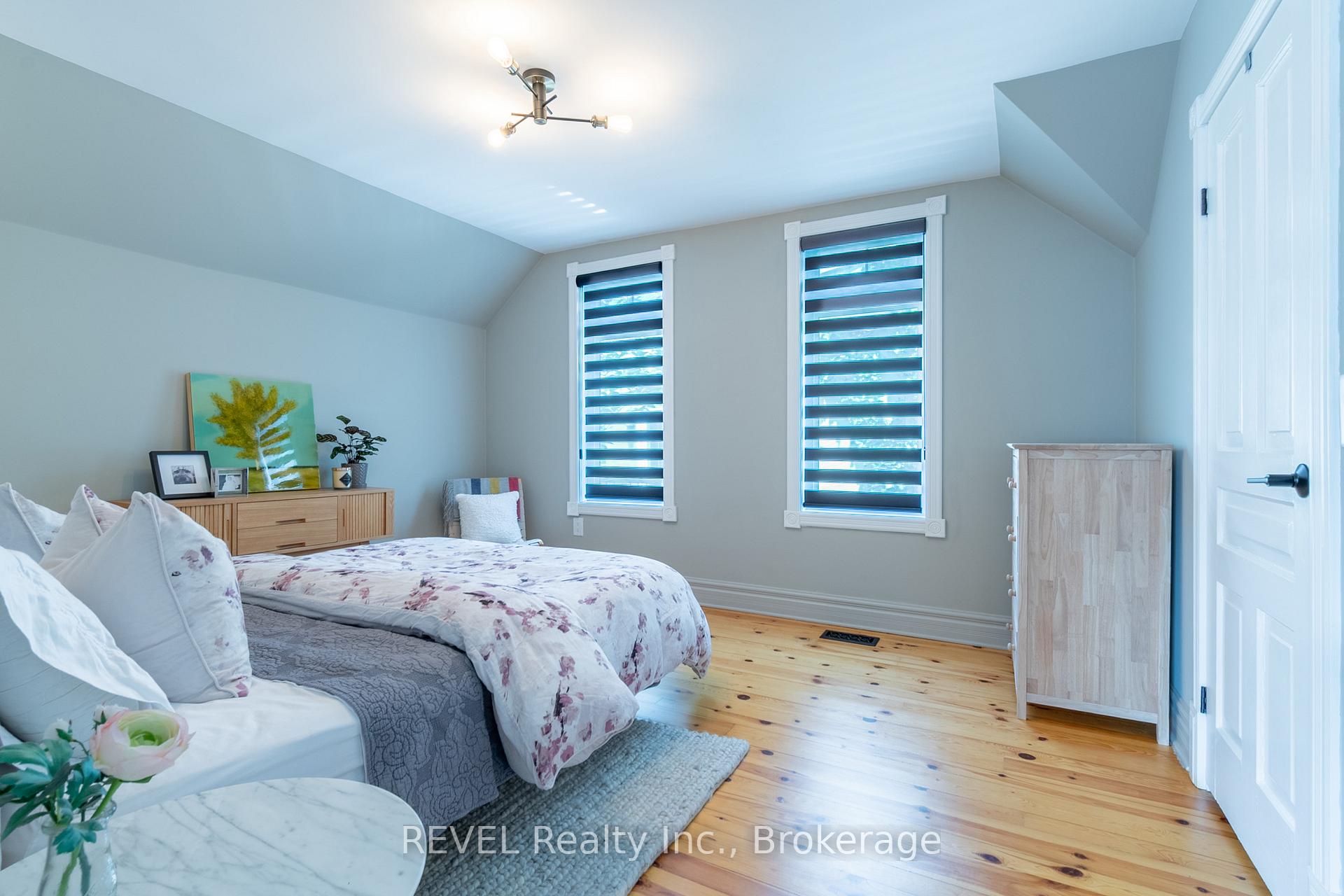 Photo 10 of 140 West Street, Port Colborne, Sugarloaf — HOMEH