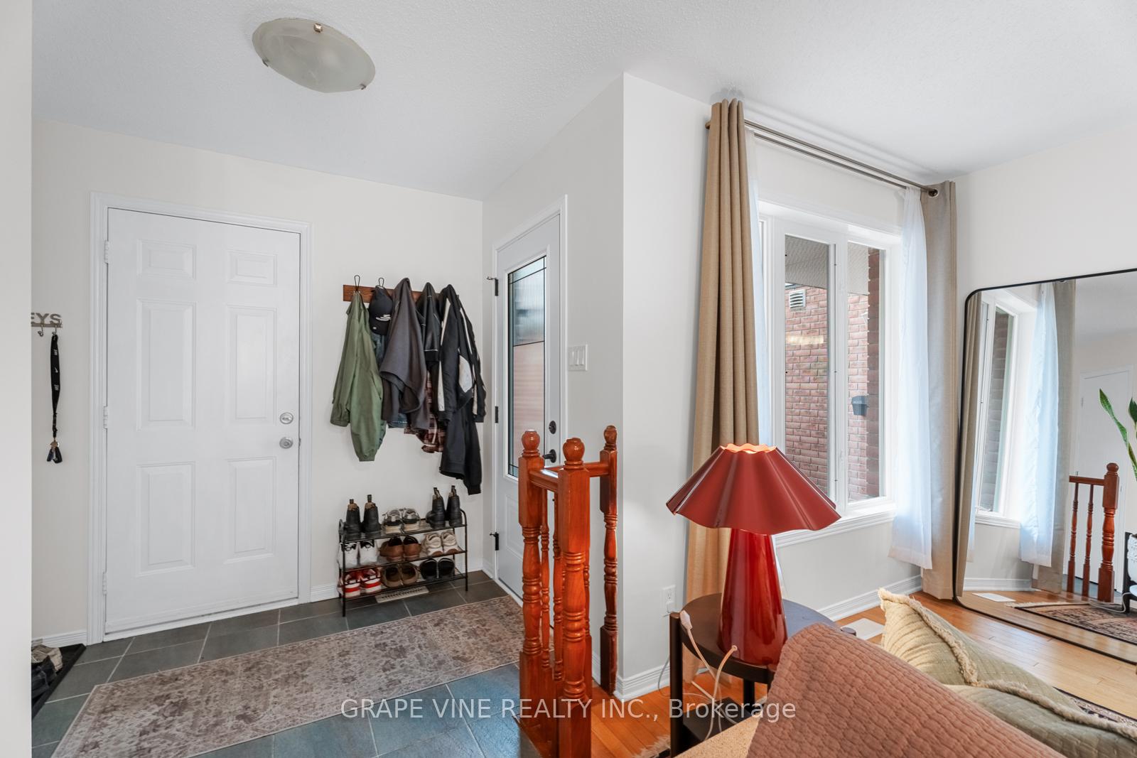 Photo 6 of 864 Nesting Way, Ottawa, Fallingbrook/Gardenway South — HOMEH