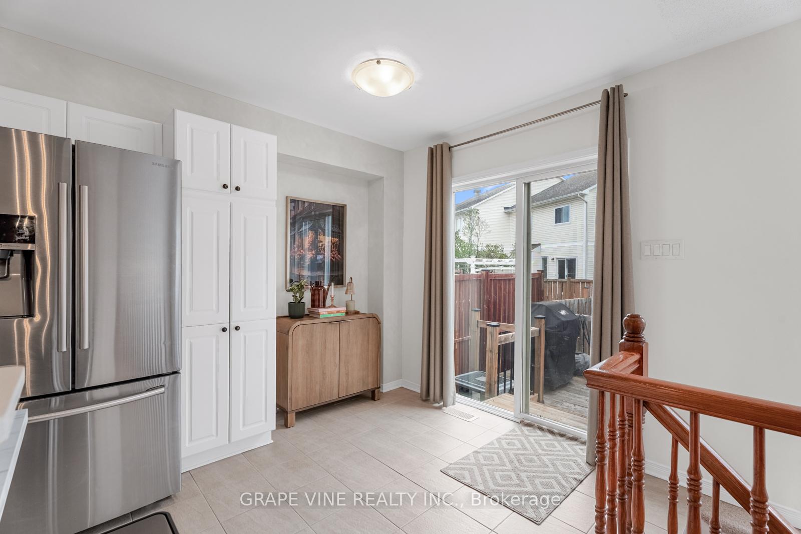 Photo 18 of 864 Nesting Way, Ottawa, Fallingbrook/Gardenway South — HOMEH
