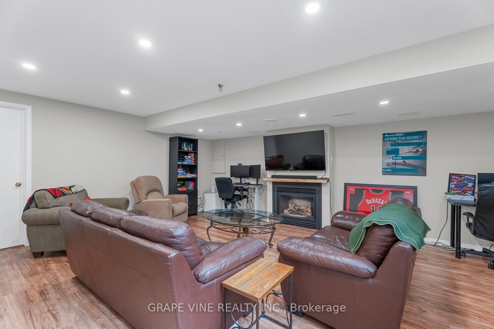 Photo 30 of 864 Nesting Way, Ottawa, Fallingbrook/Gardenway South — HOMEH