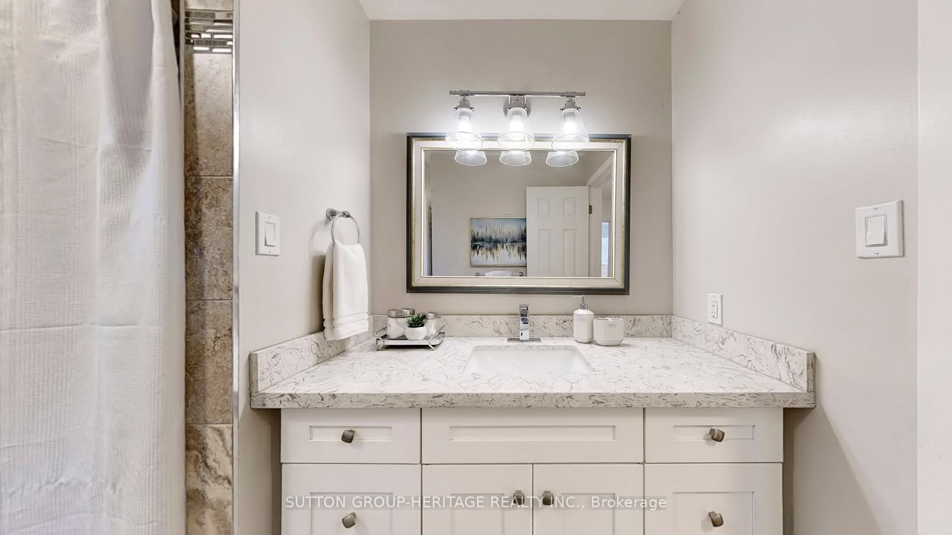 Photo 31 of 584 Westshore Boulevard, Pickering, West Shore — HOMEH