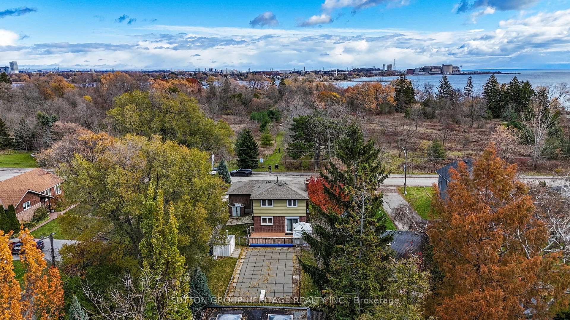 Photo 40 of 584 Westshore Boulevard, Pickering, West Shore — HOMEH