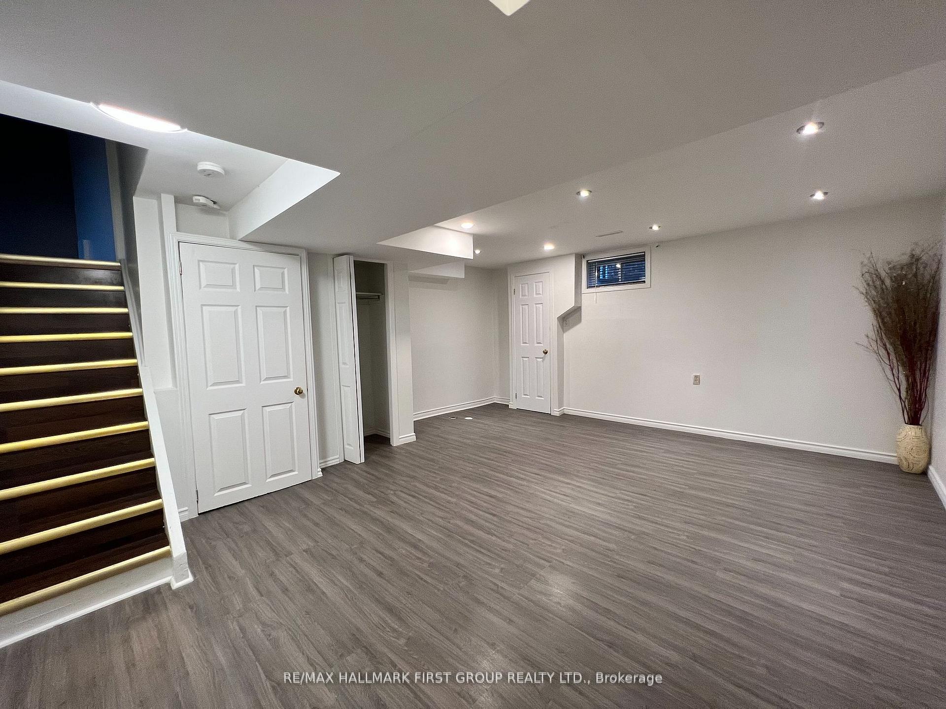 Photo 5 of 1731 Echo Point Court, Pickering, Liverpool — HOMEH