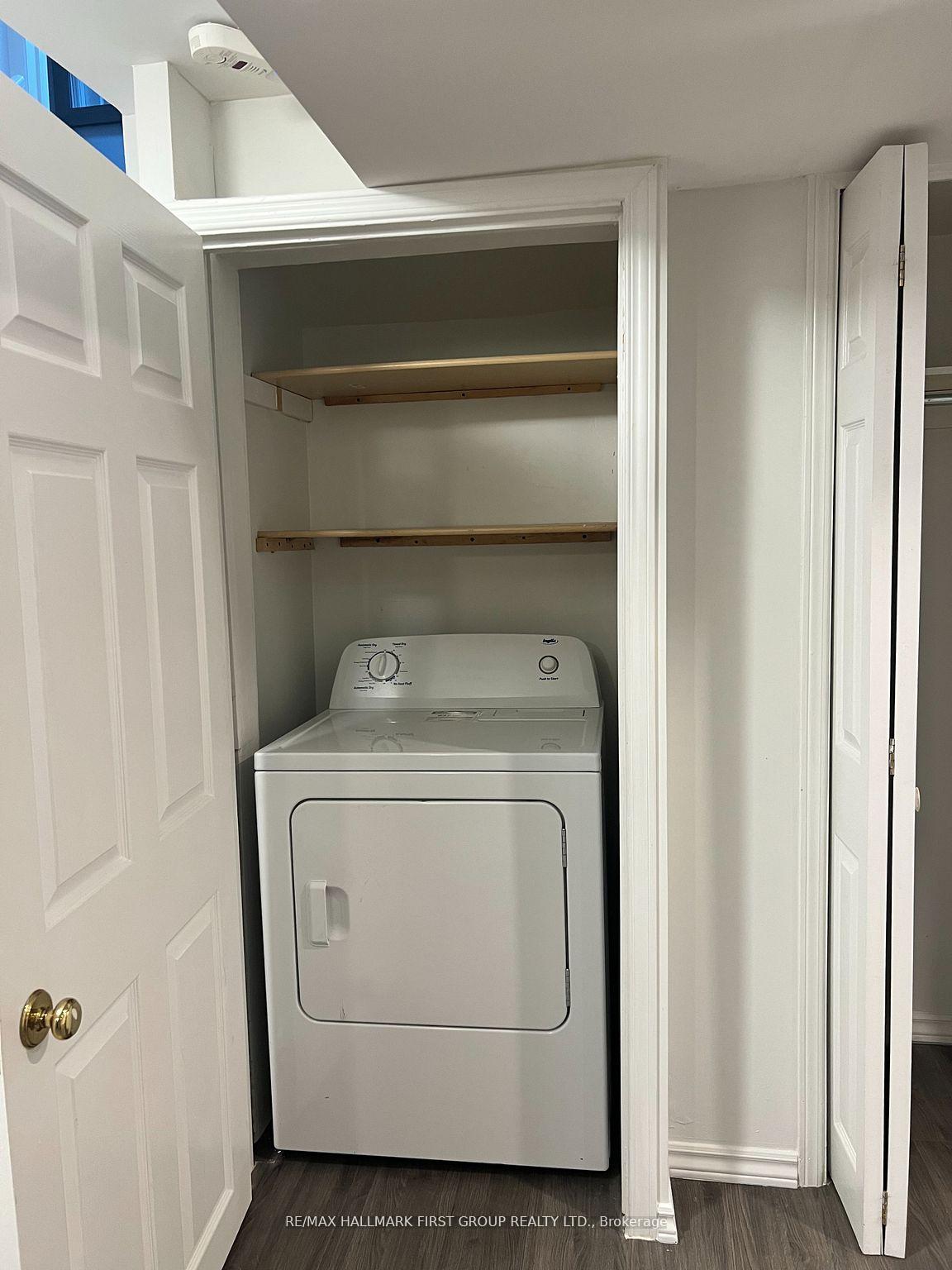 Photo 14 of 1731 Echo Point Court, Pickering, Liverpool — HOMEH