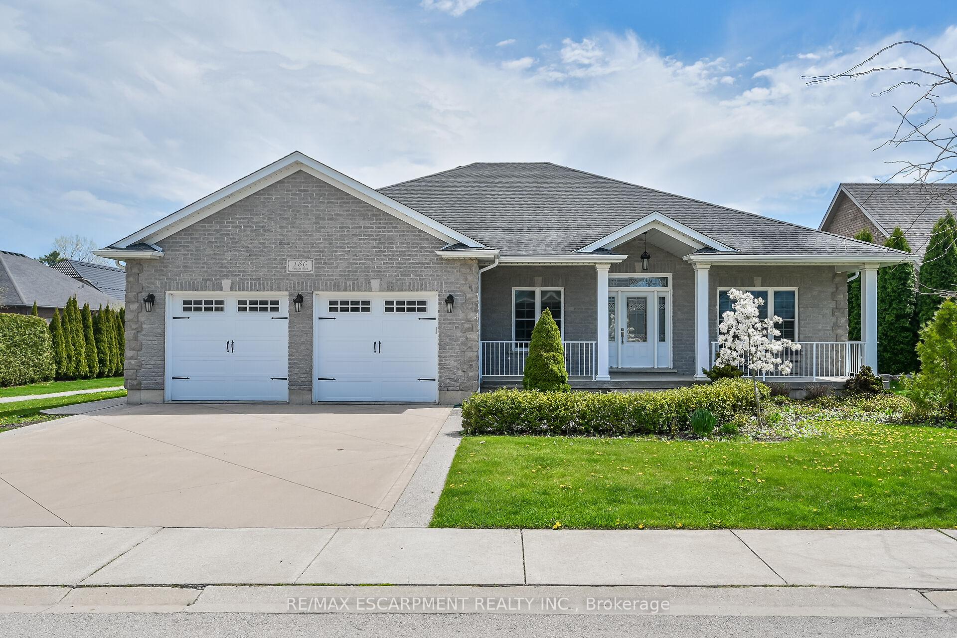Photo 3 of 186 Donjon Boulevard, Norfolk, Port Dover — HOMEH