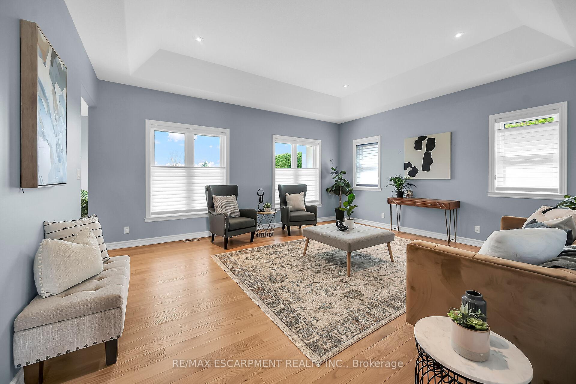 Photo 7 of 186 Donjon Boulevard, Norfolk, Port Dover — HOMEH