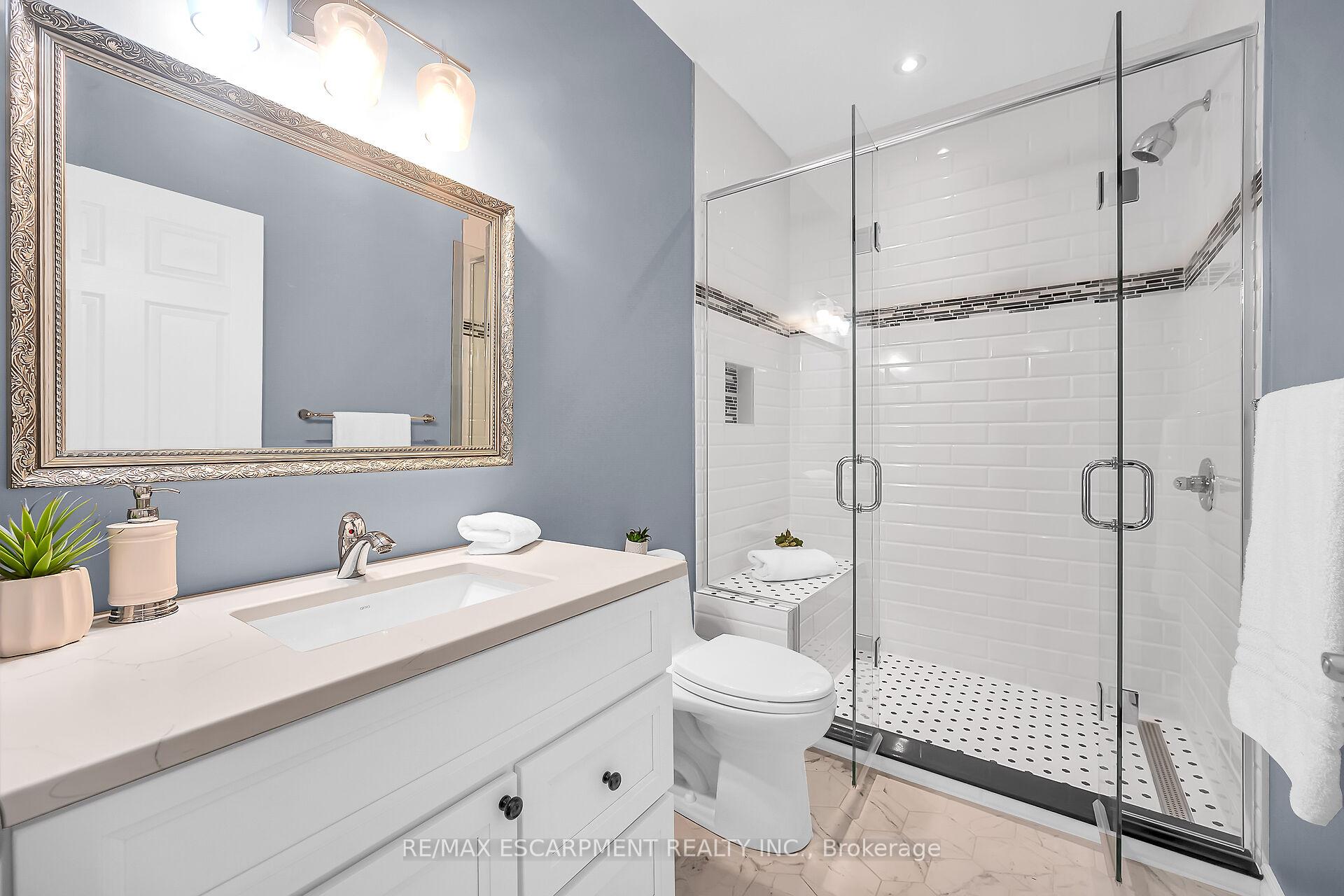 Photo 19 of 186 Donjon Boulevard, Norfolk, Port Dover — HOMEH