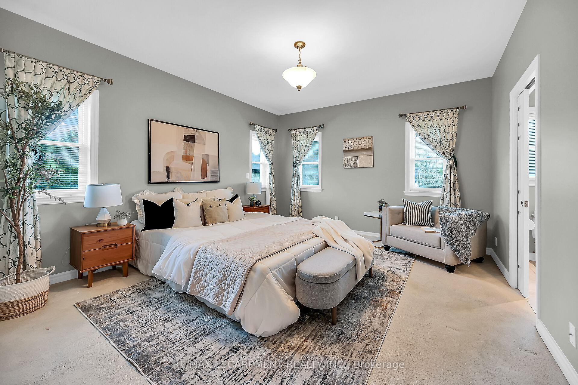 Photo 21 of 186 Donjon Boulevard, Norfolk, Port Dover — HOMEH