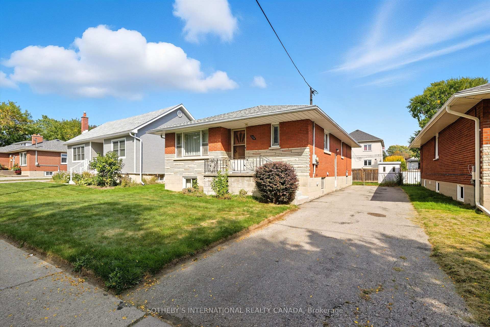 Photo 3 of 179 Cromwell Avenue, Oshawa, Vanier — HOMEH