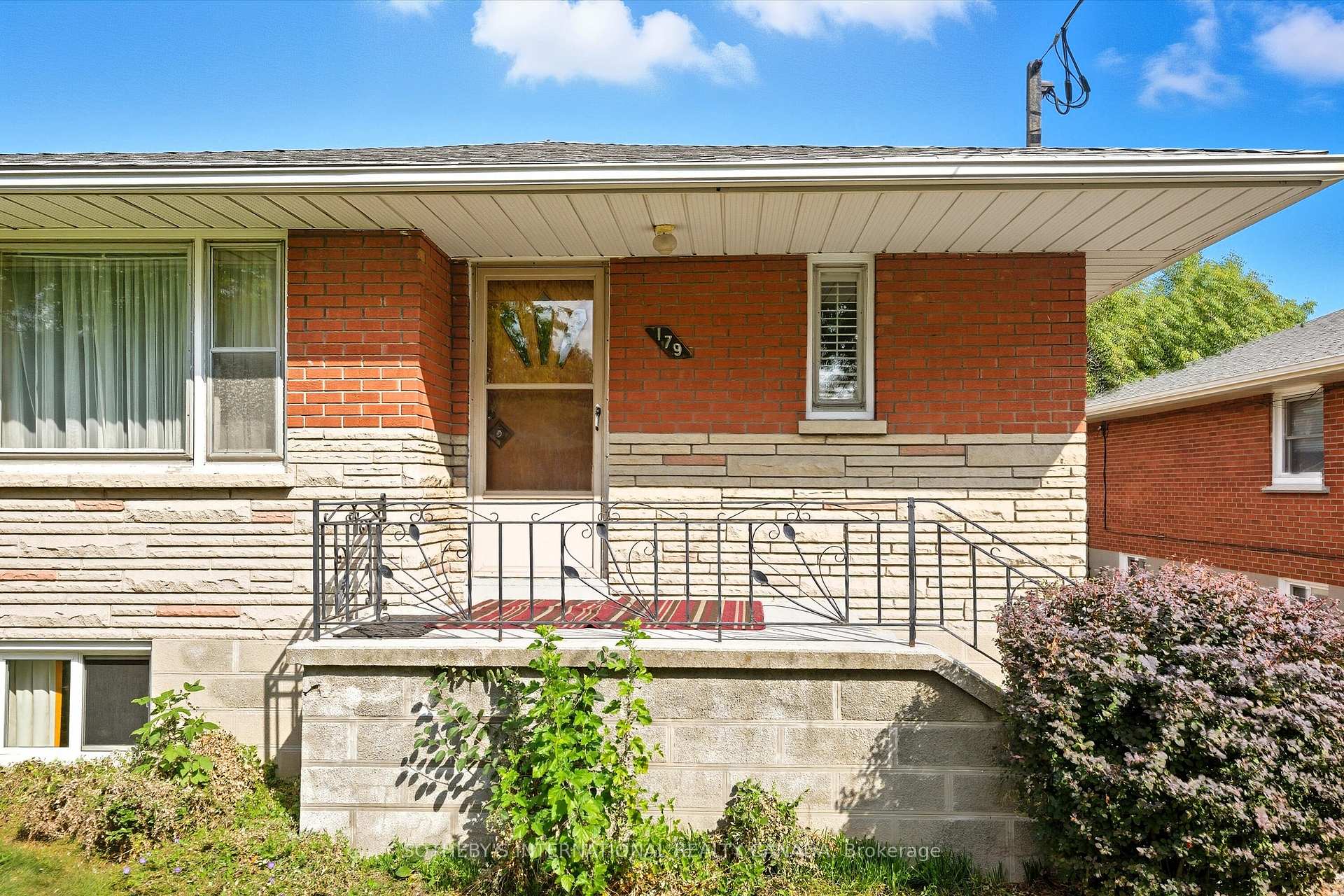 Photo 6 of 179 Cromwell Avenue, Oshawa, Vanier — HOMEH