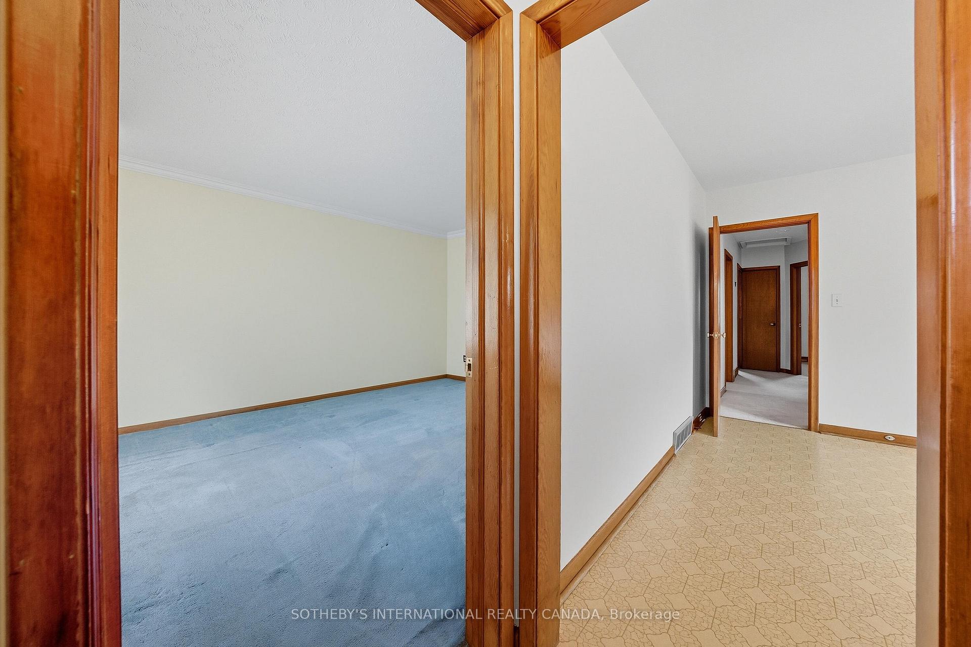 Photo 9 of 179 Cromwell Avenue, Oshawa, Vanier — HOMEH