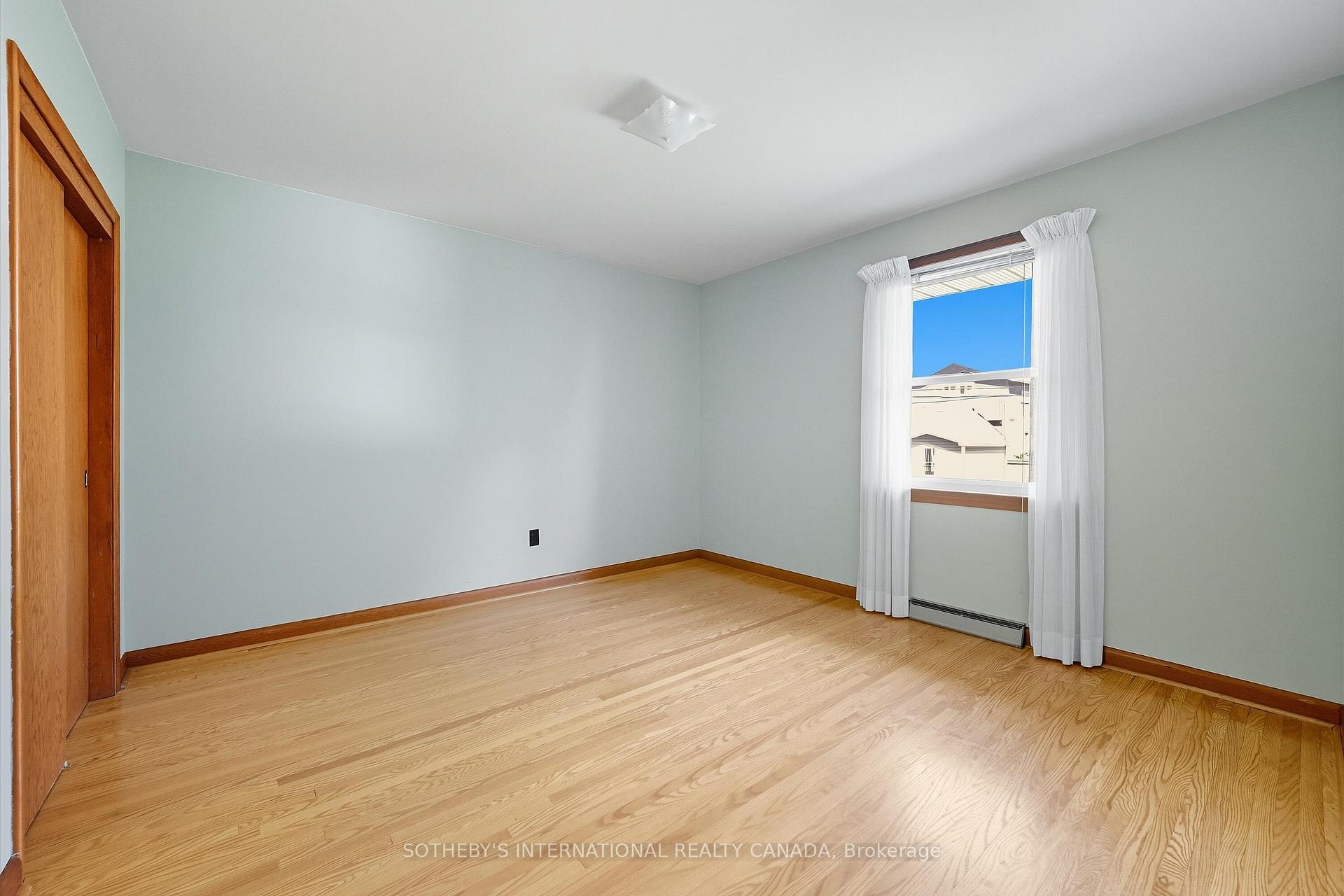 Photo 19 of 179 Cromwell Avenue, Oshawa, Vanier — HOMEH