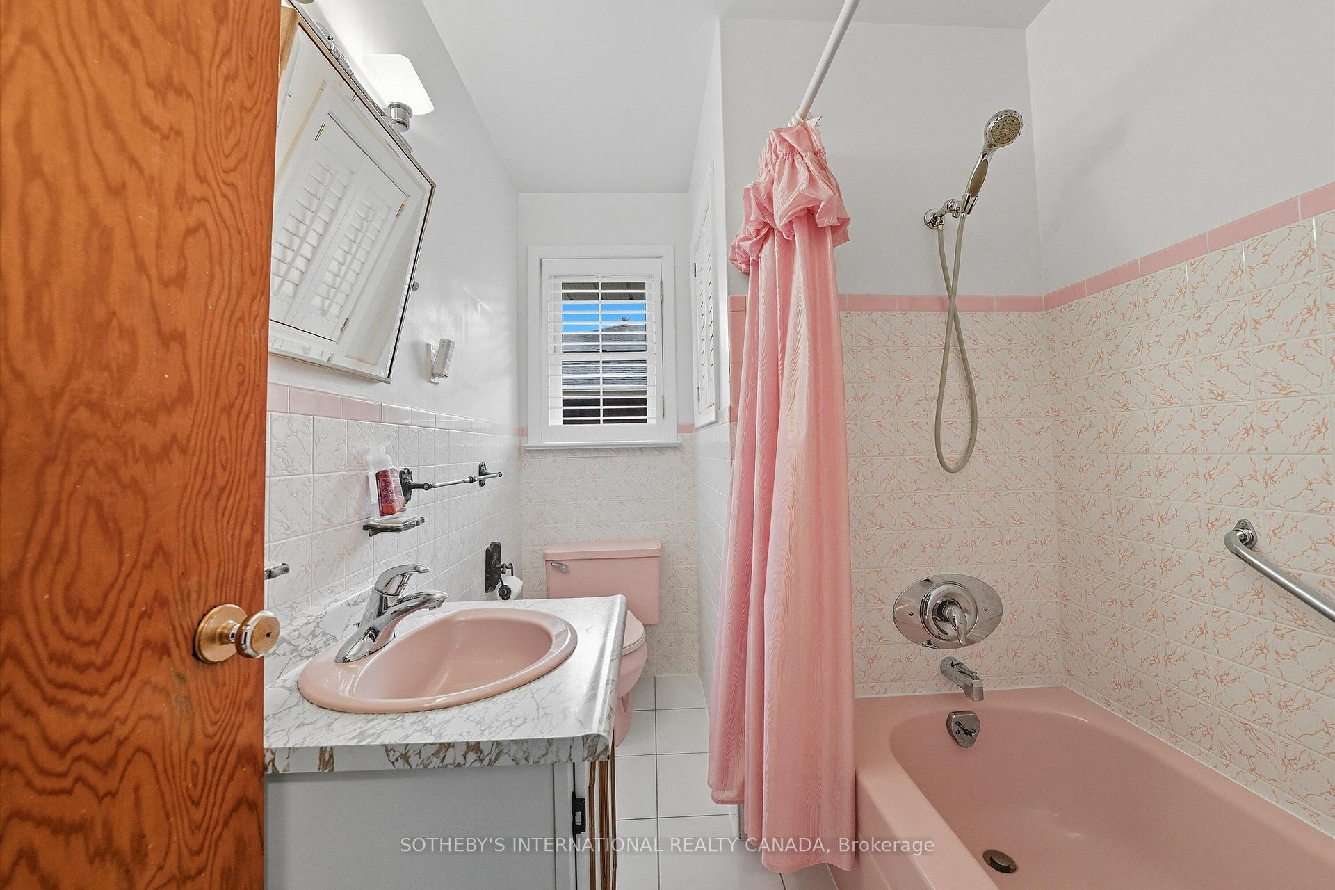 Photo 27 of 179 Cromwell Avenue, Oshawa, Vanier — HOMEH