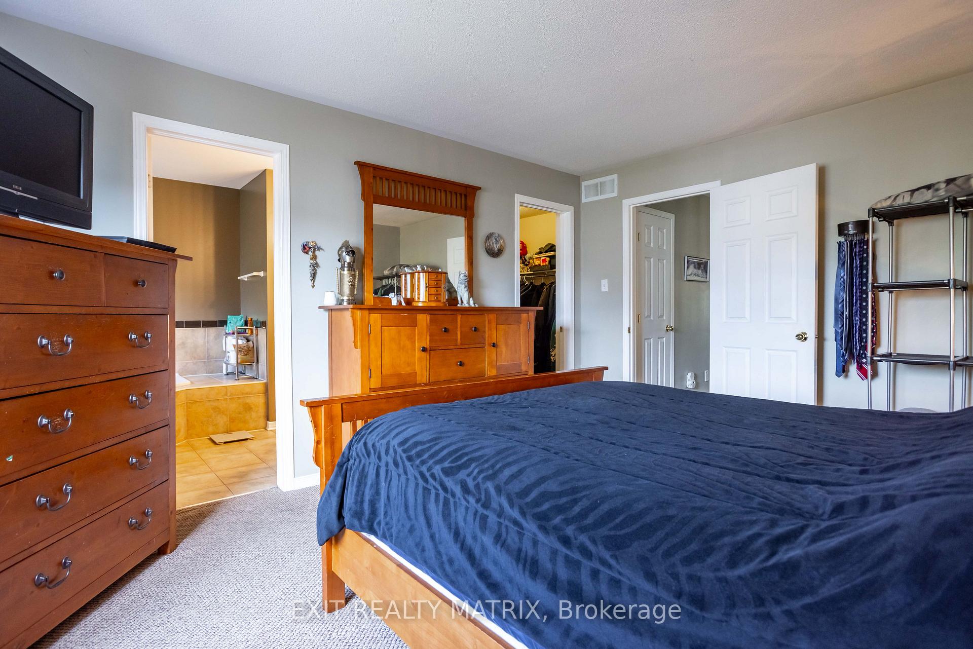 Photo 22 of 1158 Brasseur Crescent, Ottawa, Fallingbrook/Gardenway South — HOMEH