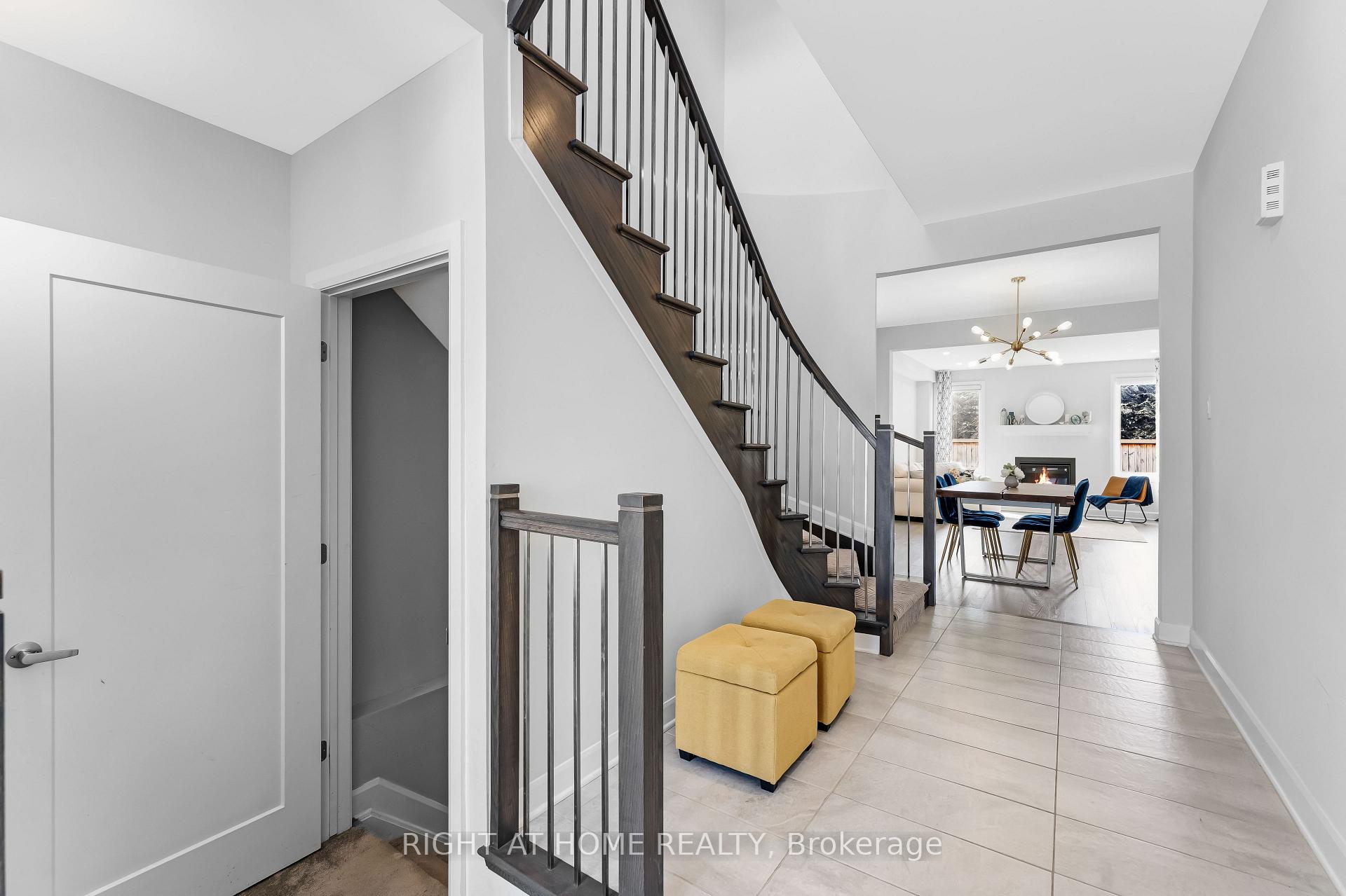 Photo 6 of 218 Aquarium Avenue, Ottawa, Avalon West — HOMEH