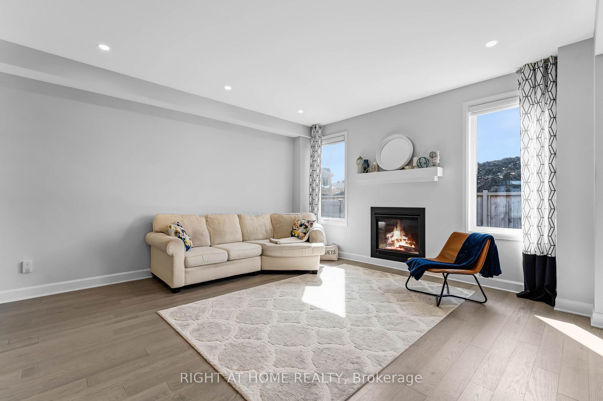 Photo 11 of 218 Aquarium Avenue, Ottawa, Avalon West — HOMEH