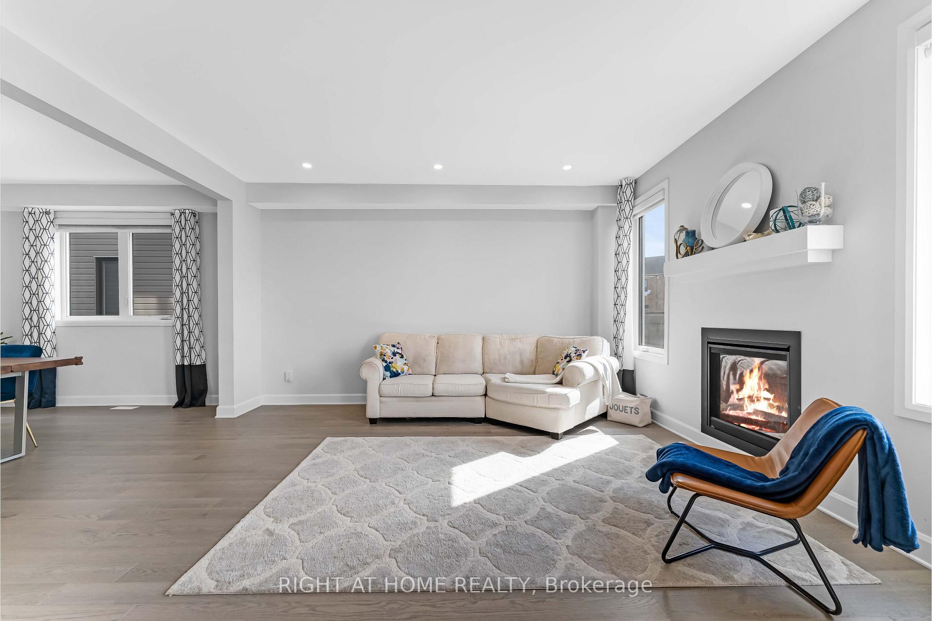 Photo 13 of 218 Aquarium Avenue, Ottawa, Avalon West — HOMEH