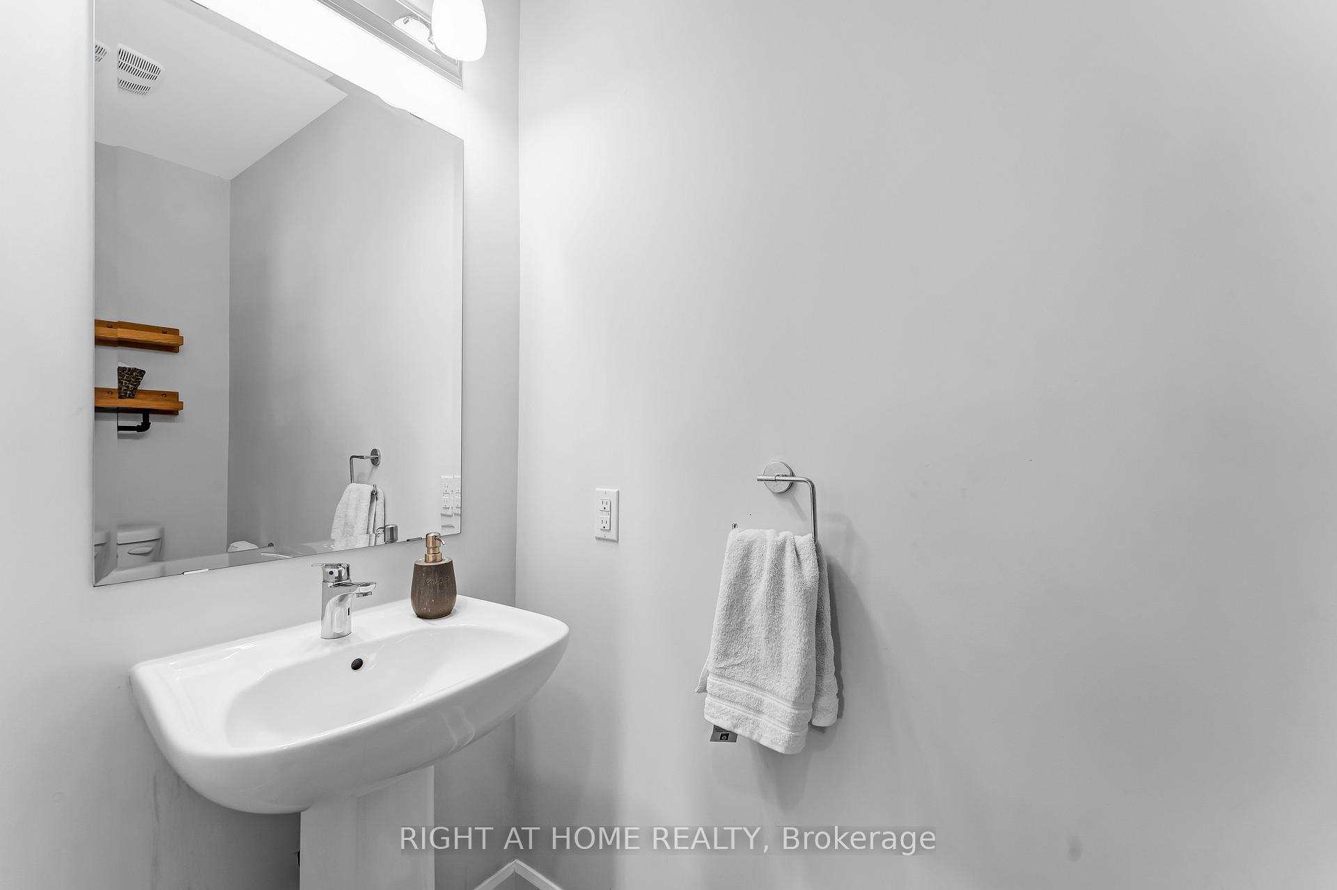 Photo 22 of 218 Aquarium Avenue, Ottawa, Avalon West — HOMEH