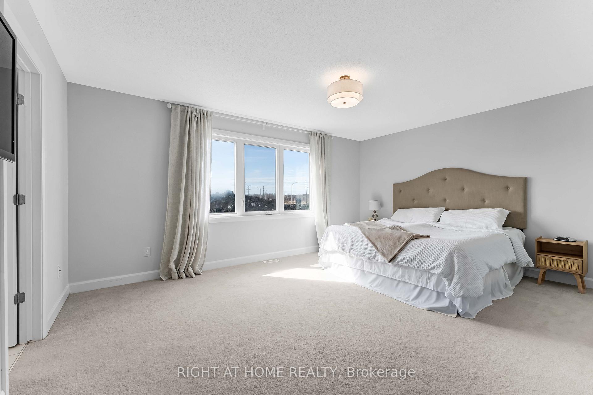 Photo 31 of 218 Aquarium Avenue, Ottawa, Avalon West — HOMEH