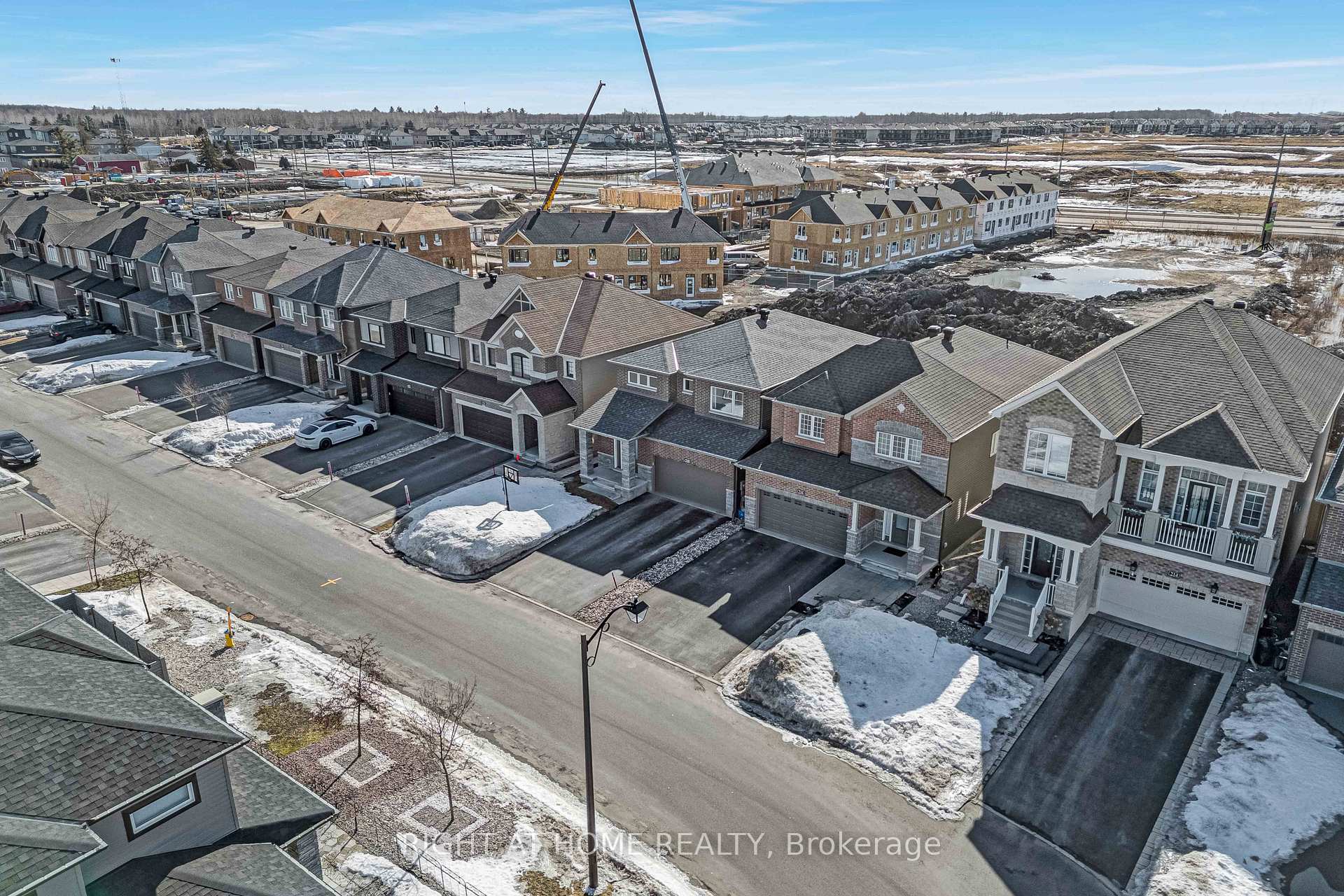 Photo 41 of 218 Aquarium Avenue, Ottawa, Avalon West — HOMEH