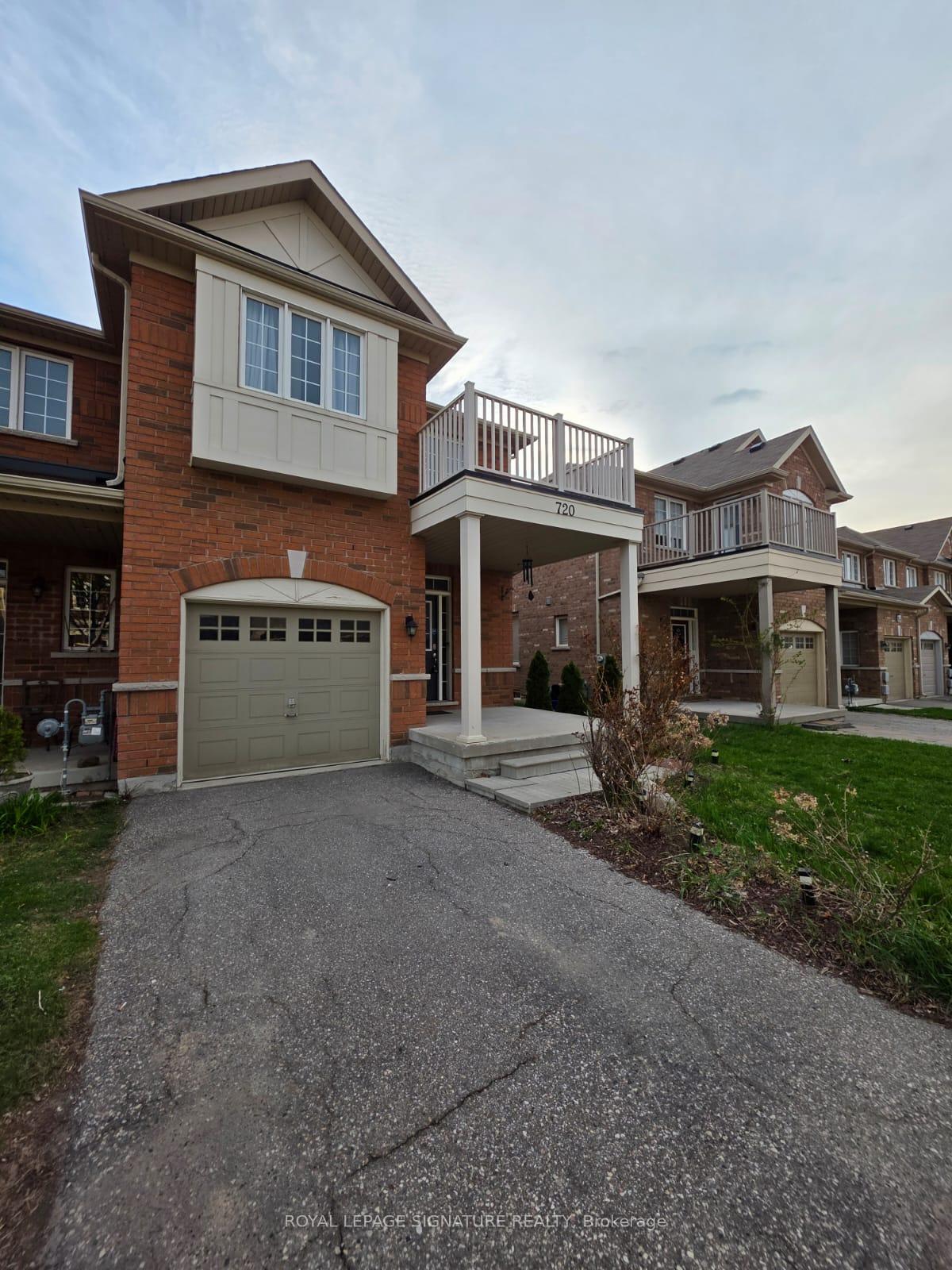 Photo 2 of 720 Agnew Crescent, Milton, Beaty — HOMEH
