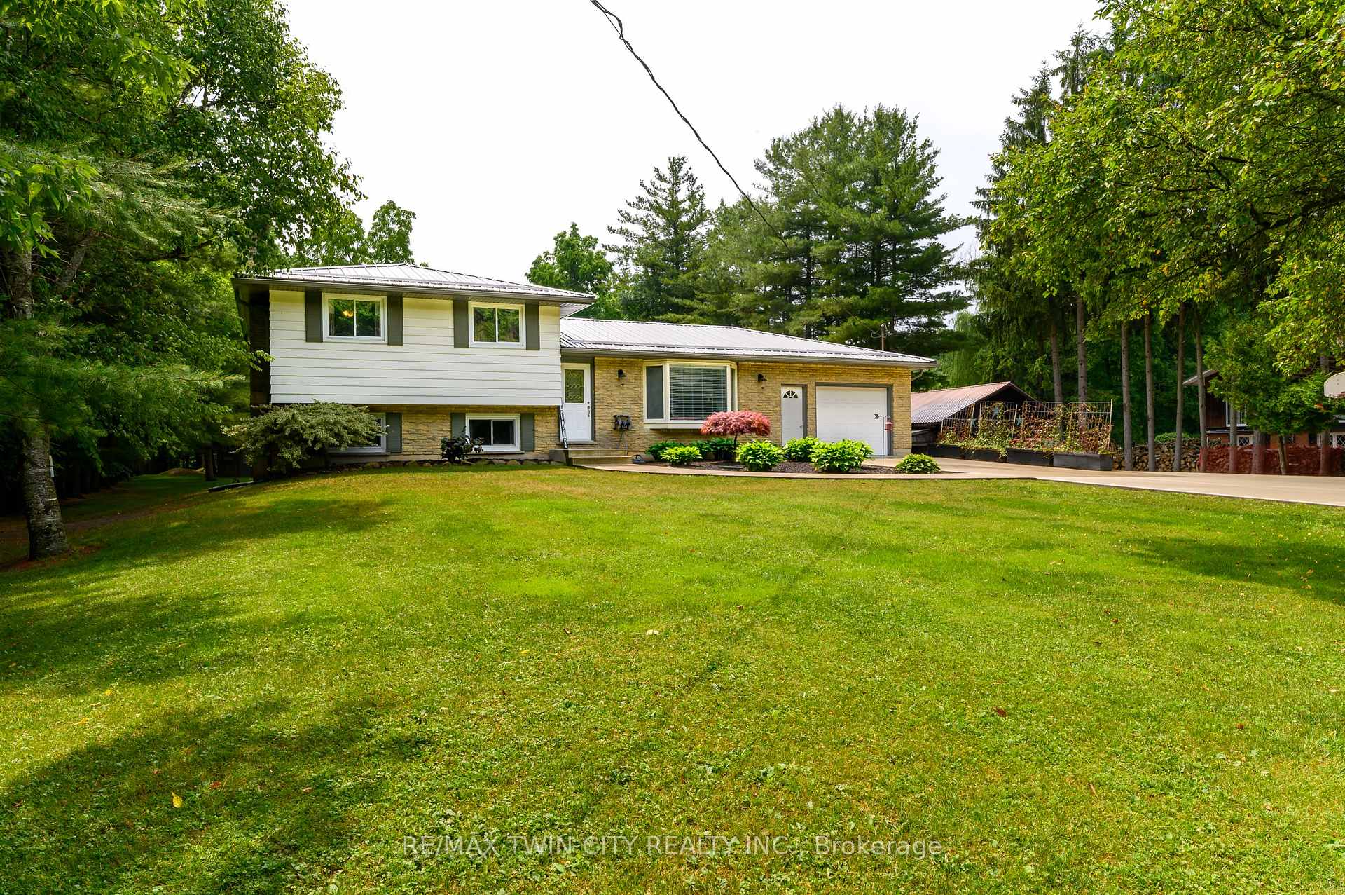 Photo 37 of 936 Windham 11 Road, Norfolk, Windham Centre — HOMEH