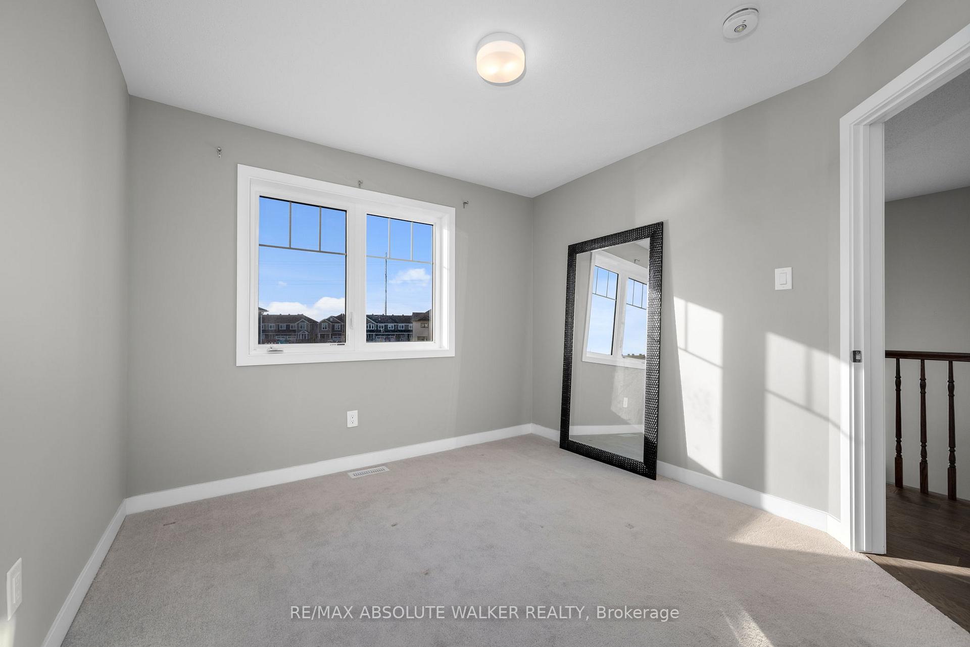Photo 23 of 2156 Winsome Terrace, Ottawa, Fallingbrook/Gardenway South — HOMEH