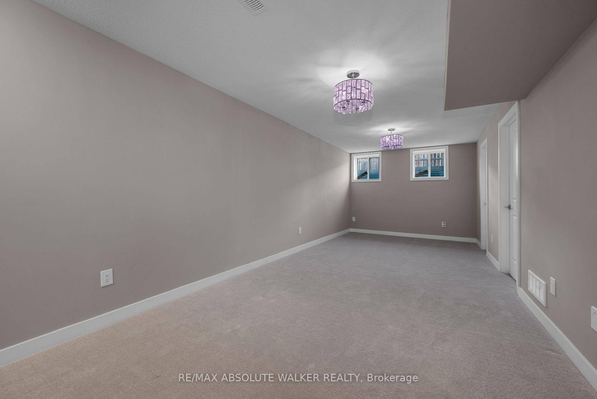 Photo 32 of 2156 Winsome Terrace, Ottawa, Fallingbrook/Gardenway South — HOMEH