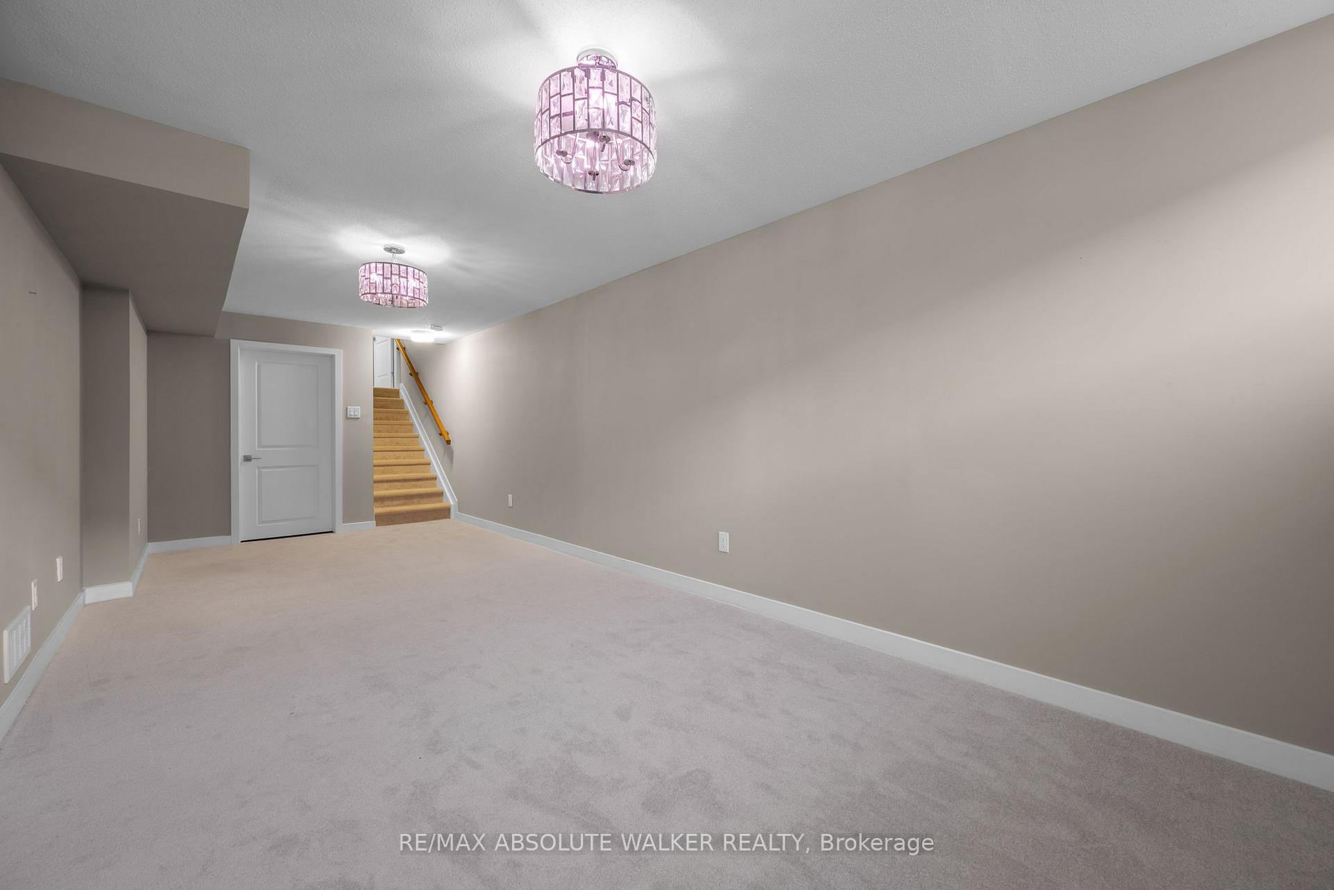 Photo 33 of 2156 Winsome Terrace, Ottawa, Fallingbrook/Gardenway South — HOMEH