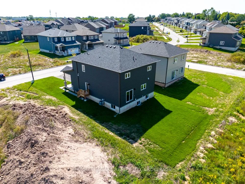 Photo 12 of Unit Lower, 158 Hillcrest Road, Port Colborne, Main Street — HOMEH